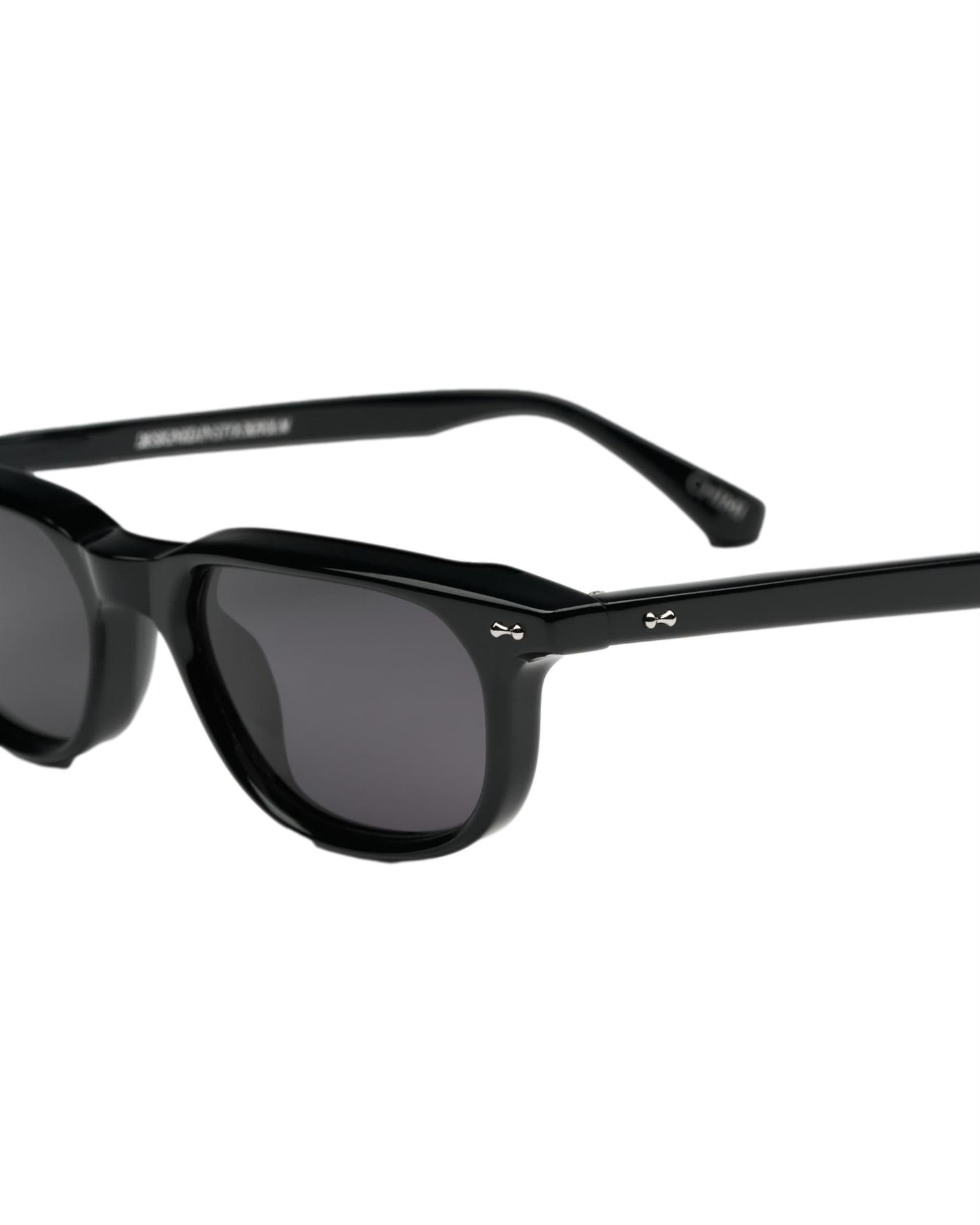 Chimi Eyewear Novis Coal Black Solbriller Sort