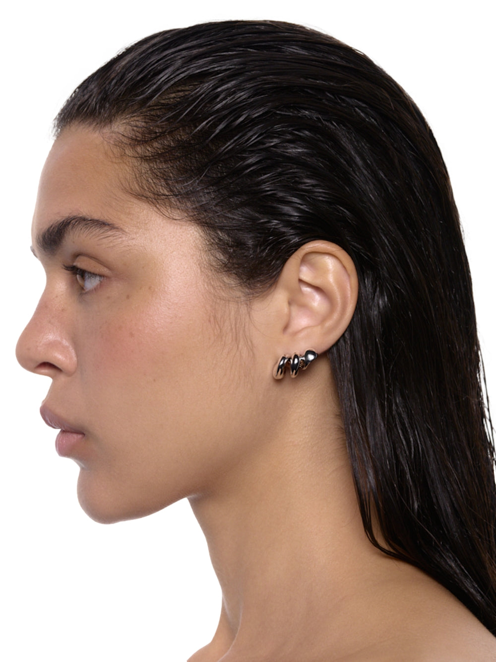 Maria Black Coil Crawler Earring Left Øredobber Sølv - modostore.no