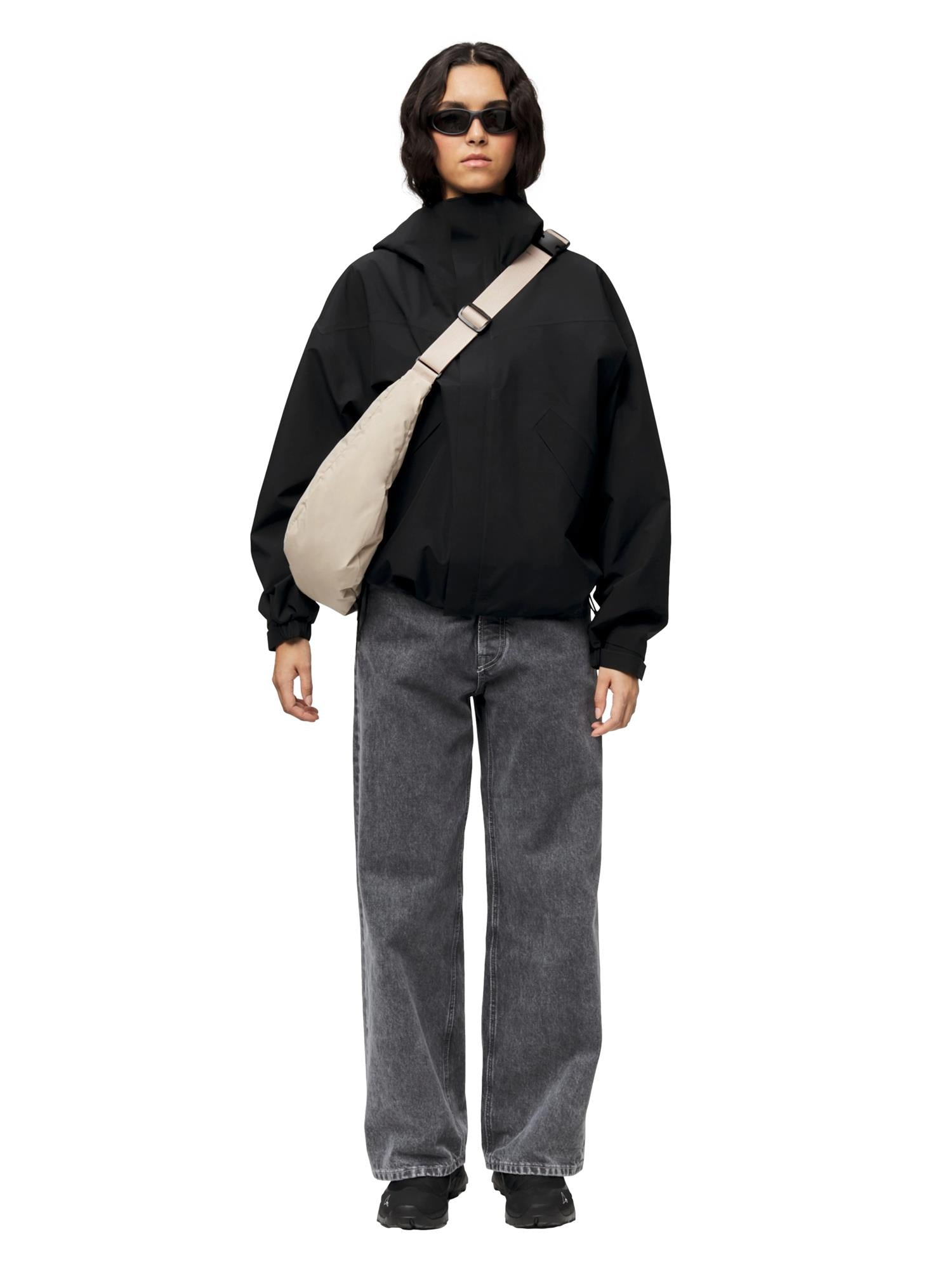 Blæst Malakoff Sling Bag Veske Beige - modostore.no