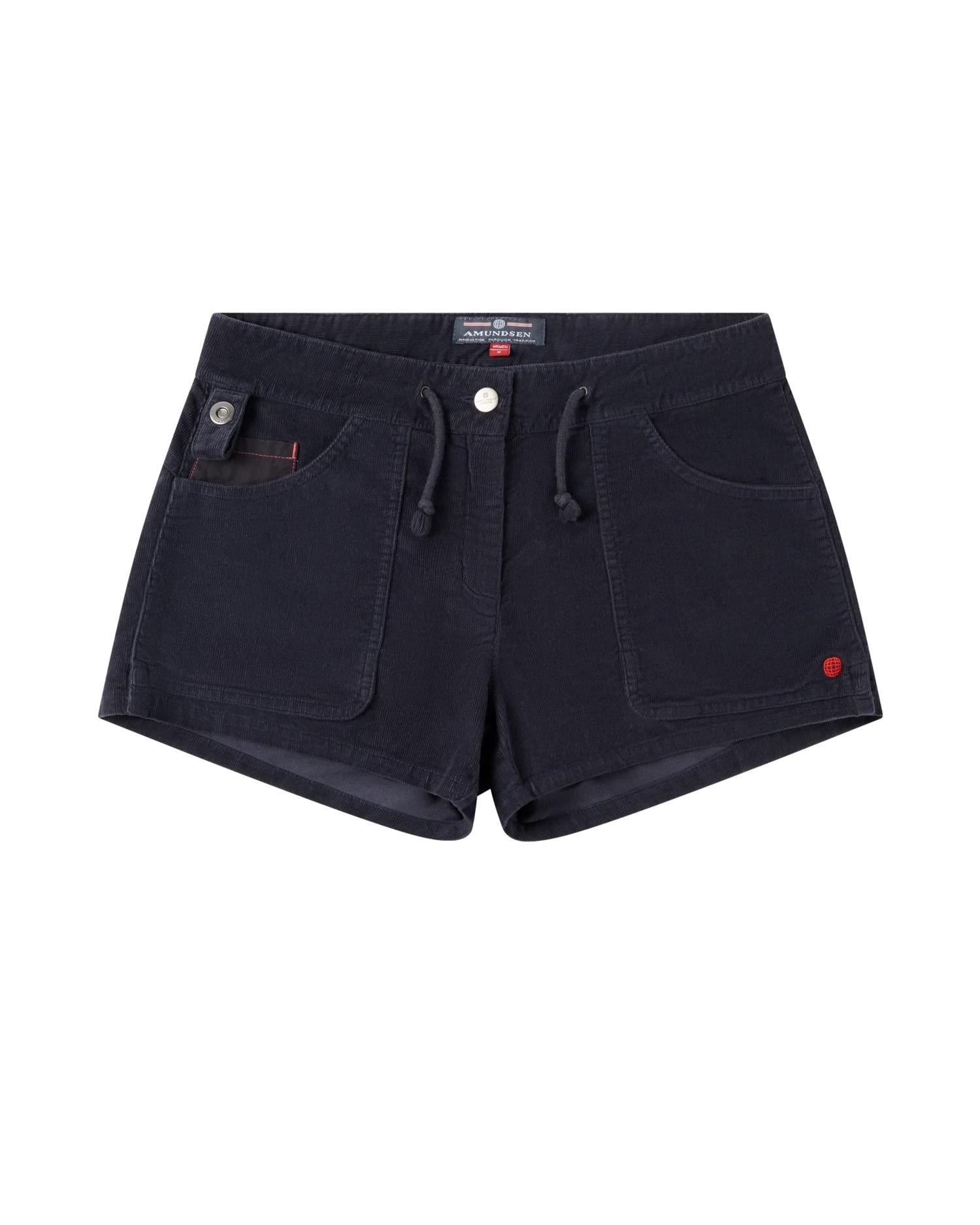 Amundsen Concord G. Dyed dameshorts i mørkeblå, casual shorts med komfortabel passform og stilfullt design.