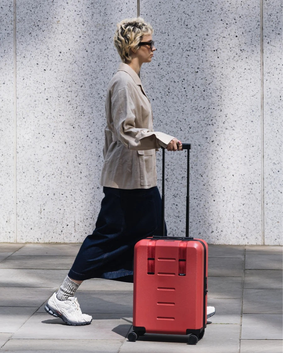 Db Ramverk Carry-On Koffert Rød - modostore.no