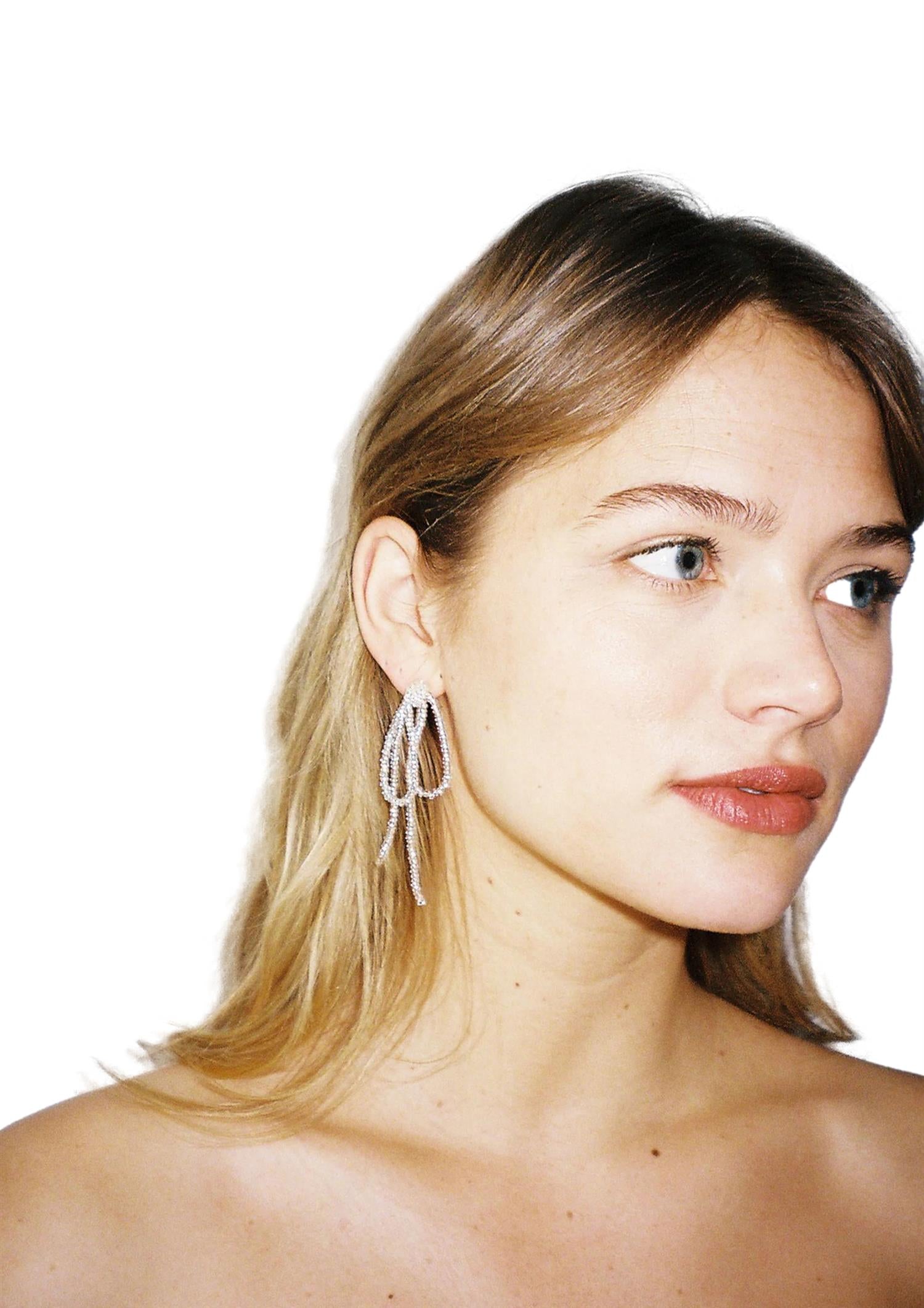 Pura Utz Sad Bow Earstick Øredobber Sølv