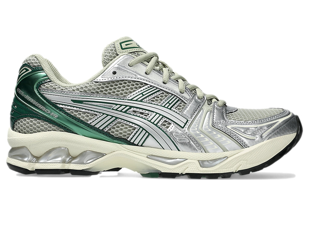 Asics GEL-KAYANO 14 løpesko i grønn og sølv, med komfortabel design og luftige materialer for trening og aktivitet.