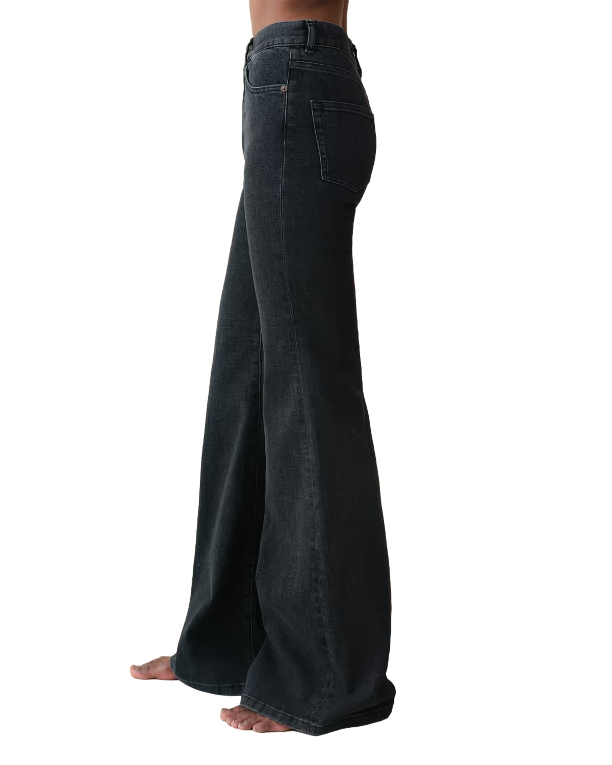 Jeanerica Fuji svarte jeans for menn, slitesterkt bomullsstoff med klassisk passform og moderne design.