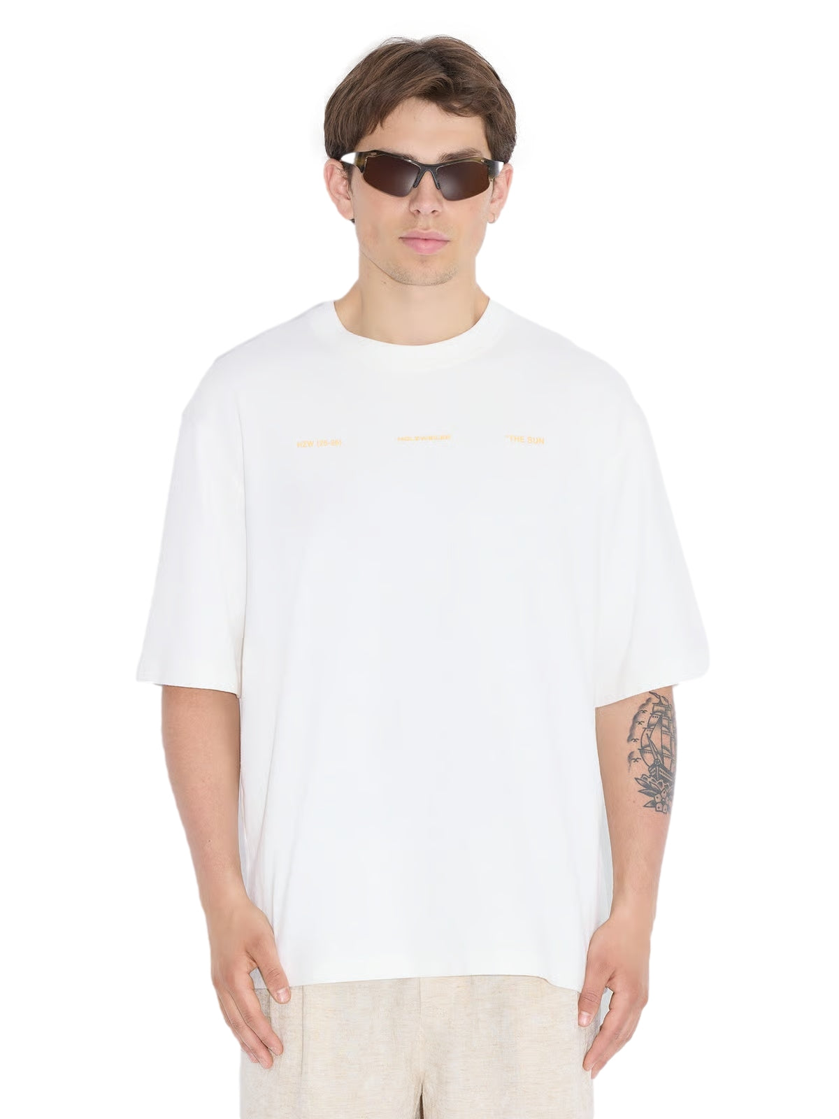 Holzweiler Ranger National Tee T-shirt Hvit Og Gul - modostore.no