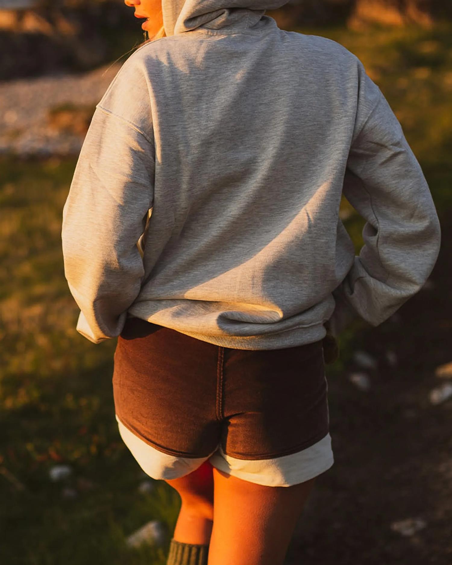 Amundsen 5incher Concord dameshorts i naturlig/off-white farge, komfortable cowboy-stil shorts for kvinner, utendørs bruk
