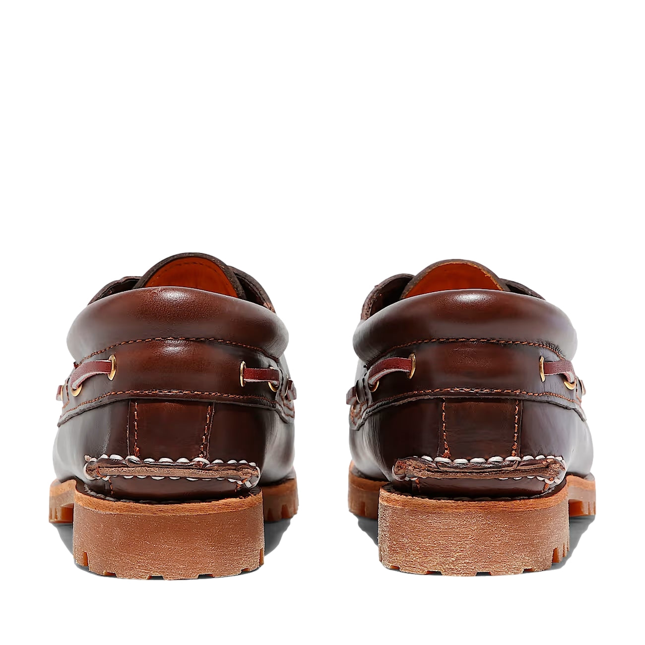 Brune Timberland Noreen båt-sko vist fra siden, laget av skinn med hvite såler og klassisk design.