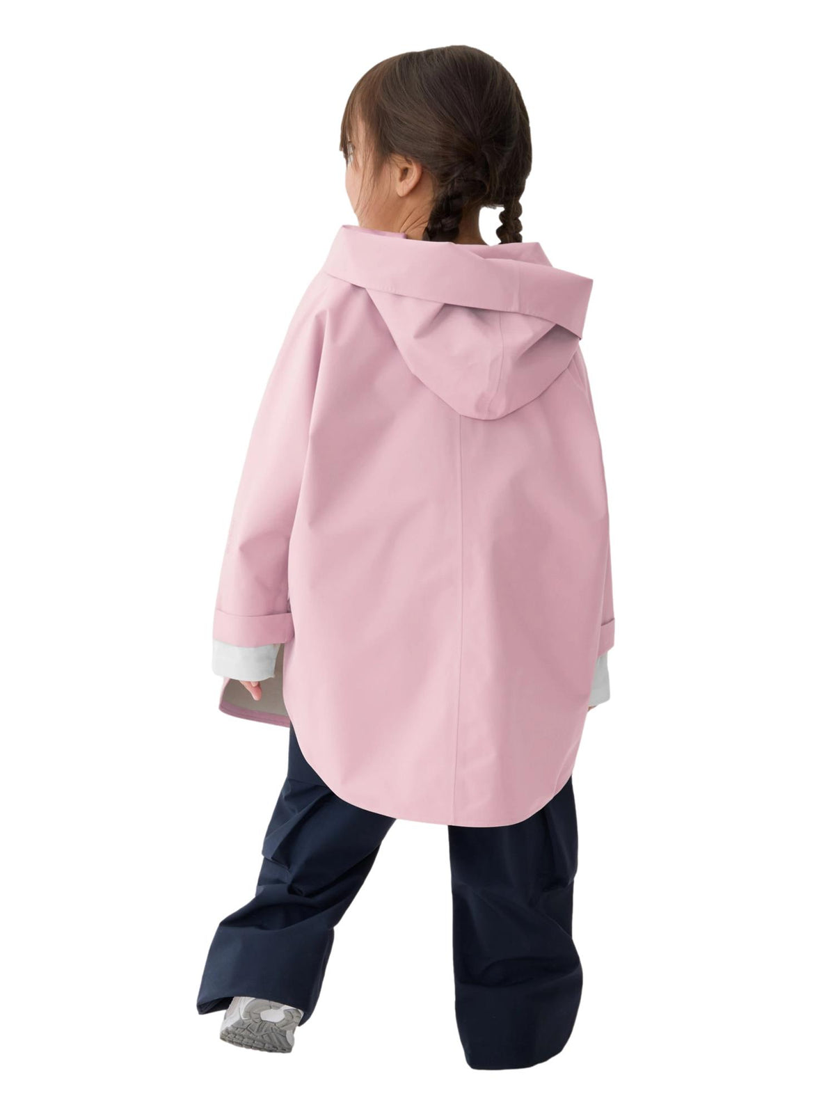 Blæst Bergen Mini Poncho rosa jakke for barn, rosa og myk med hette, vist på et barnevennlig utseende.