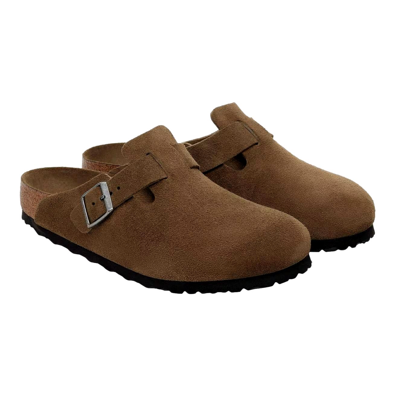 Birkenstock Boston SFB suedesko i smal passform i mørk teetone, lysebrun farge, med komfortable design og lukket tå.