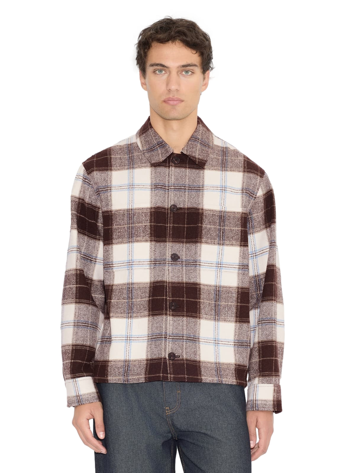 Holzweiler Mildew Check overshirt i brun med rutemønster, langermet og avslappet passform, vist på modell.