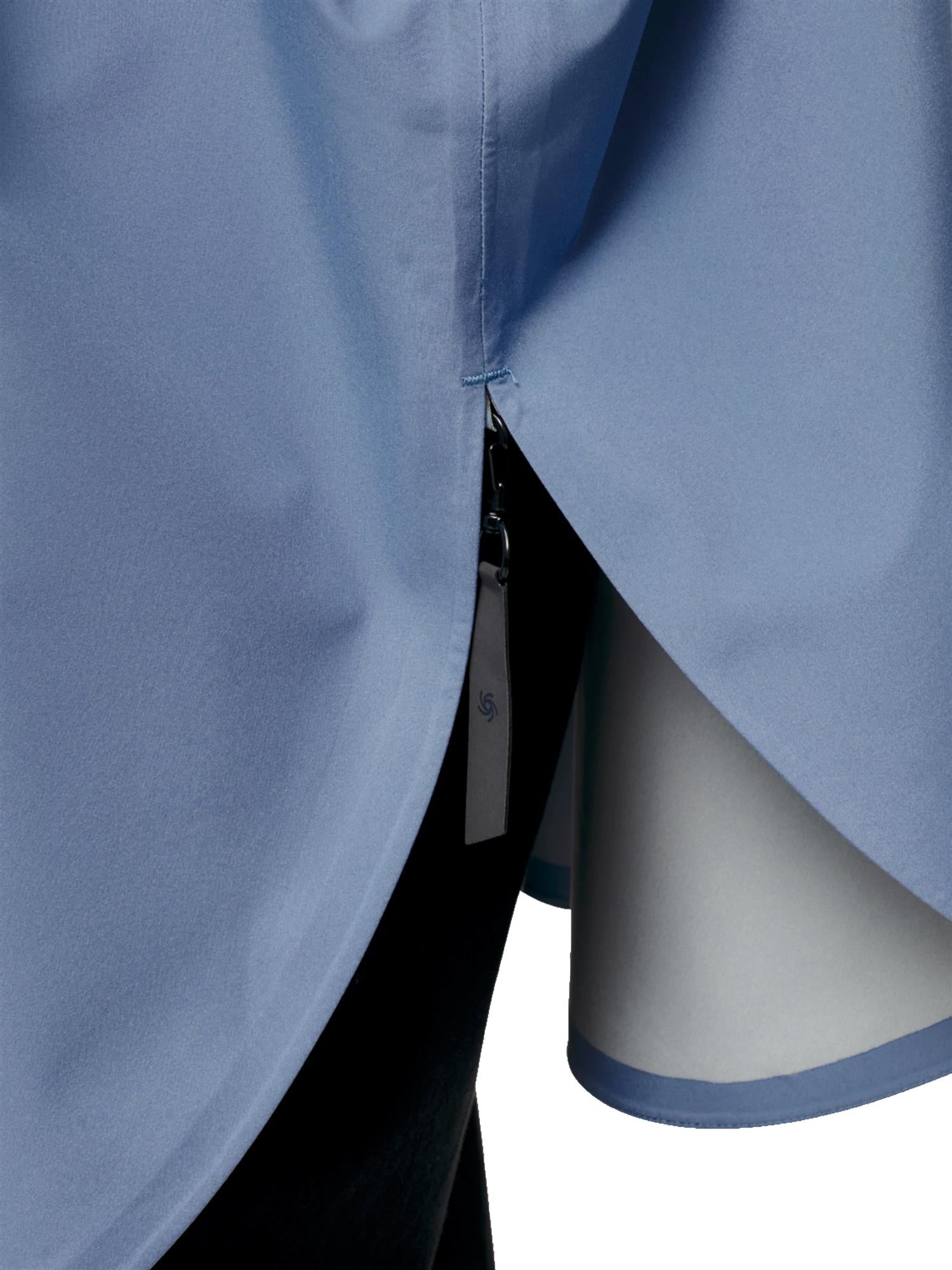 Blæst Bergen Poncho Blue Hour Jakke Lyseblå - modostore.no