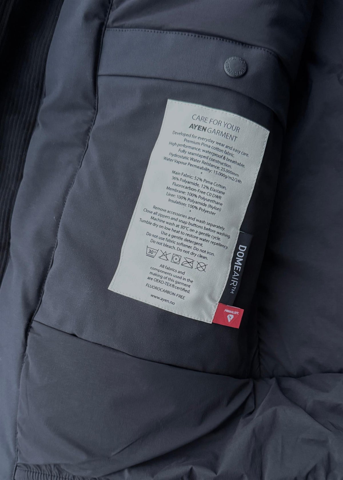 AYEN Insulated Coat Jakke Sort