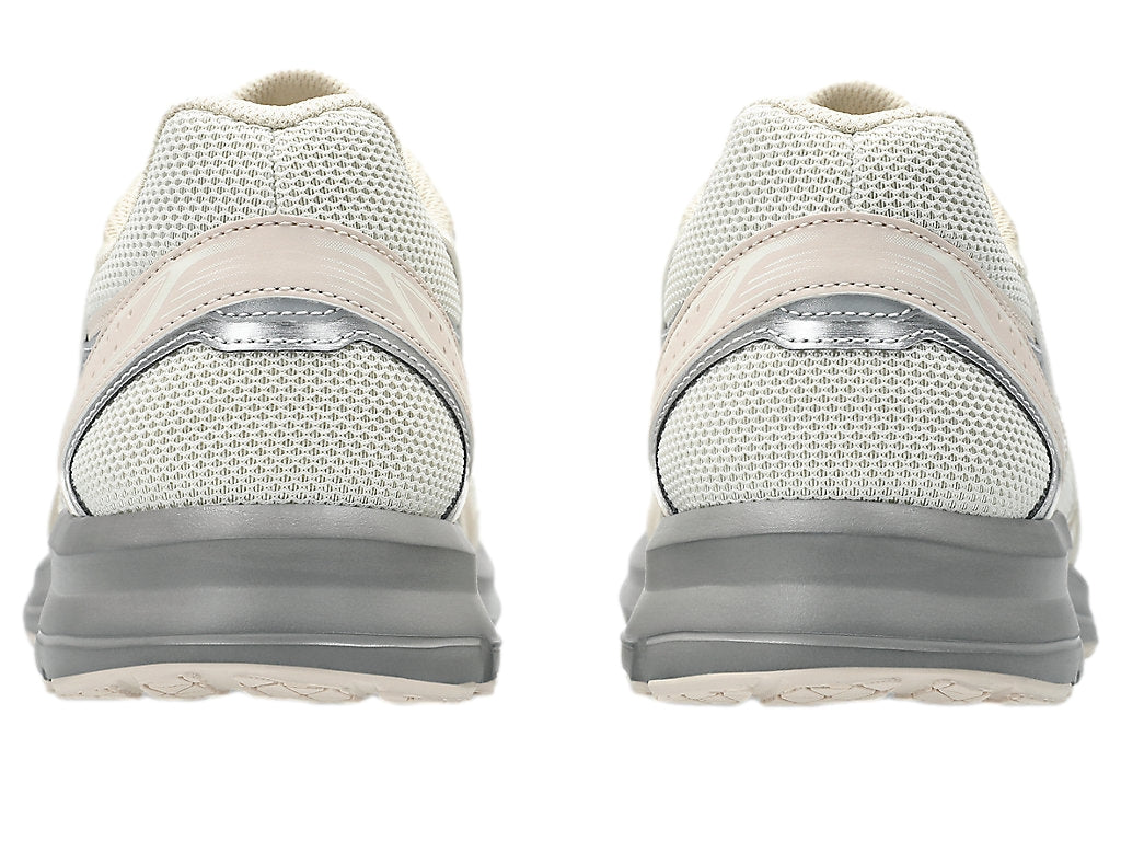 Asics JOG 100S Cream/Feather Grey Sko Rosa Mønster - modostore.no