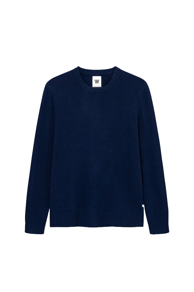 Blå Wood Wood WW Tal Crew Neck genser med rund hals og komfortabel passform, vises på bildet.
