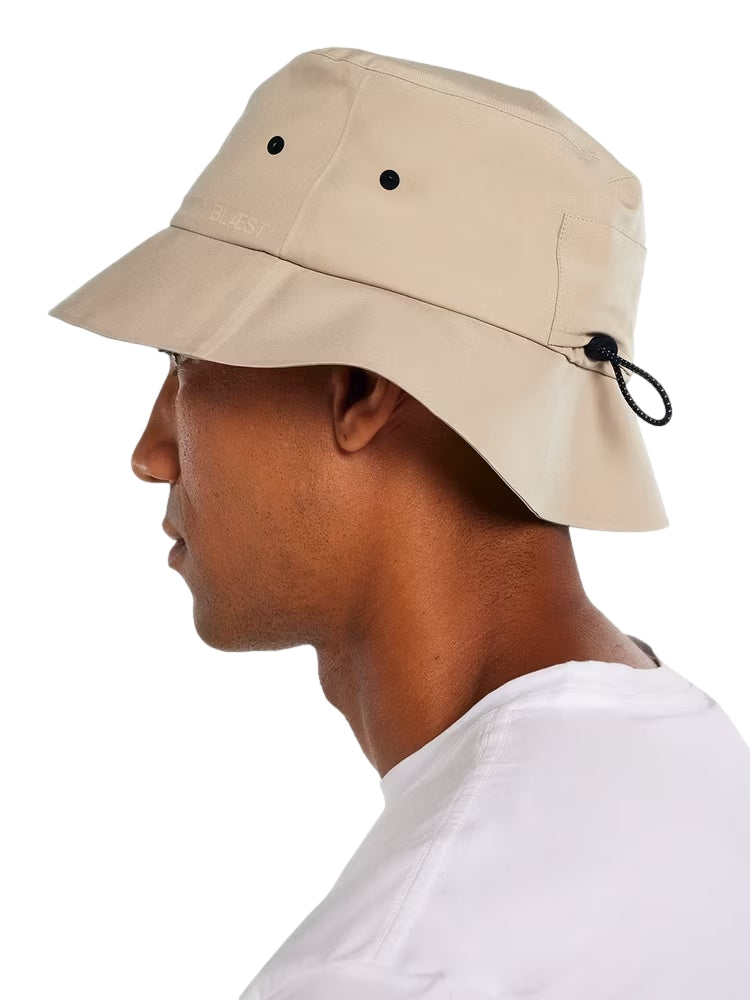 Blæst Øya Bucket Hat Bøttehatt Beige - modostore.no