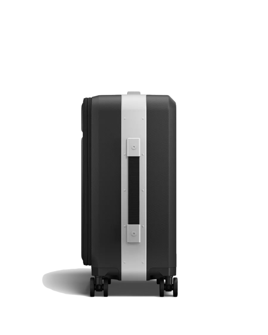 Db Ramverk Pro Front-Access Carry-On Silver Koffert Sort - modostore.no