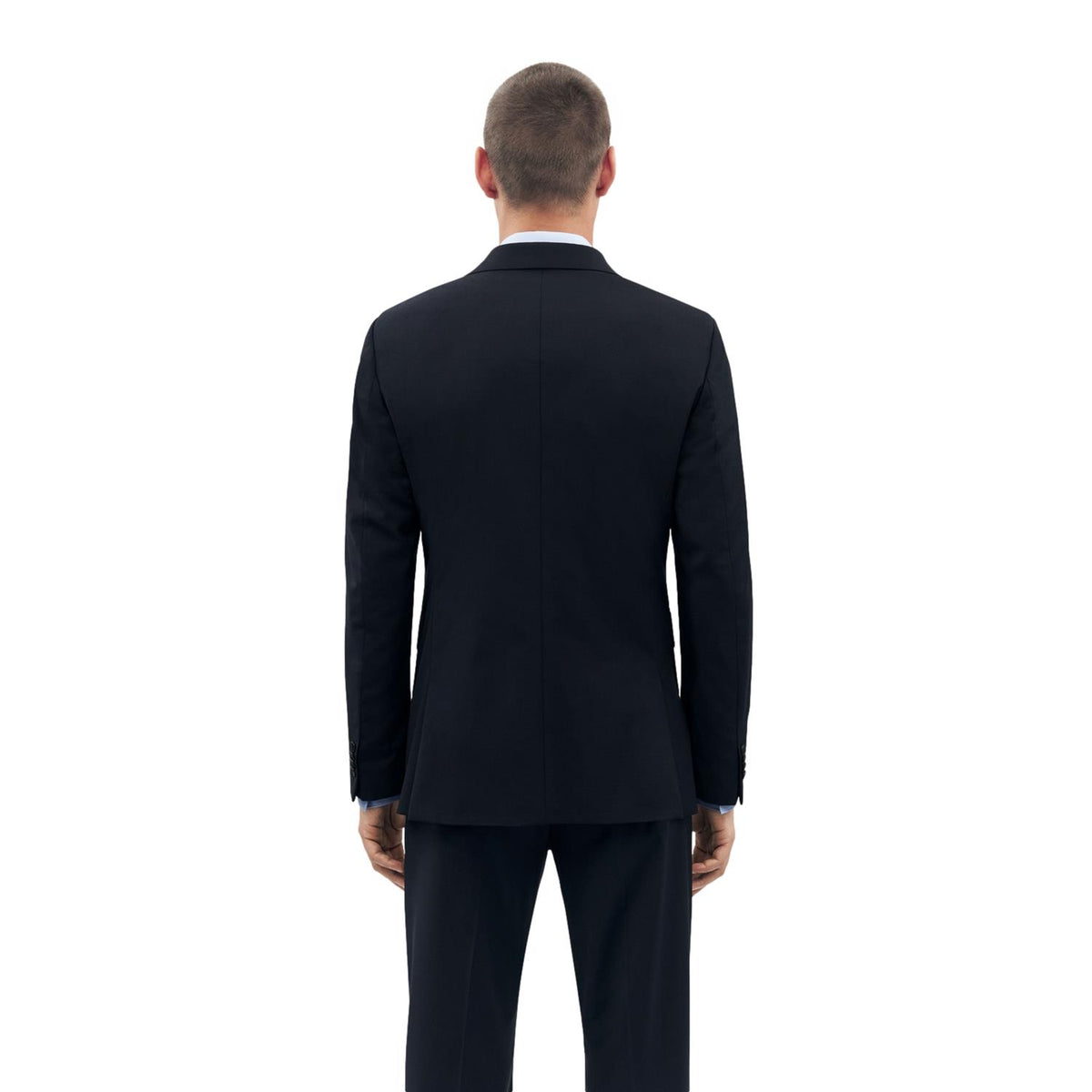 Marine blå Tiger of Sweden Justins Travel Suit dressjakke, elegant og skreddersydd med strukturert stoff og knappelukking foran.