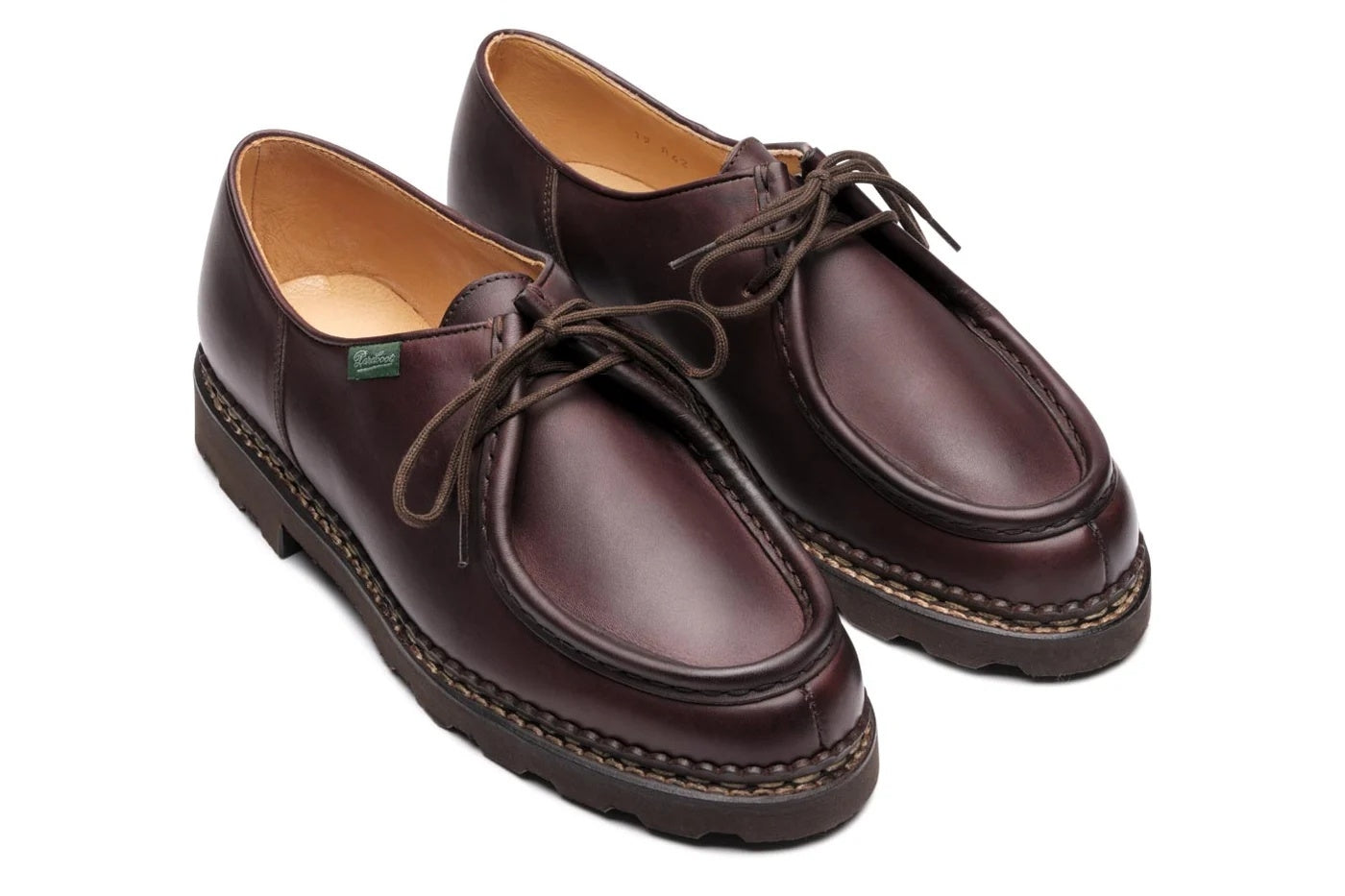 Mørkebrune Paraboot Michael sko i lær med klassisk design og solid såle, vist fra siden.