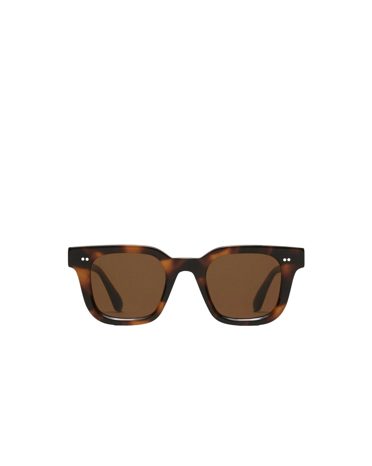 Chimi Eyewear 04 solbriller i brunmønstret tortoiseshell-design med mørke glass
