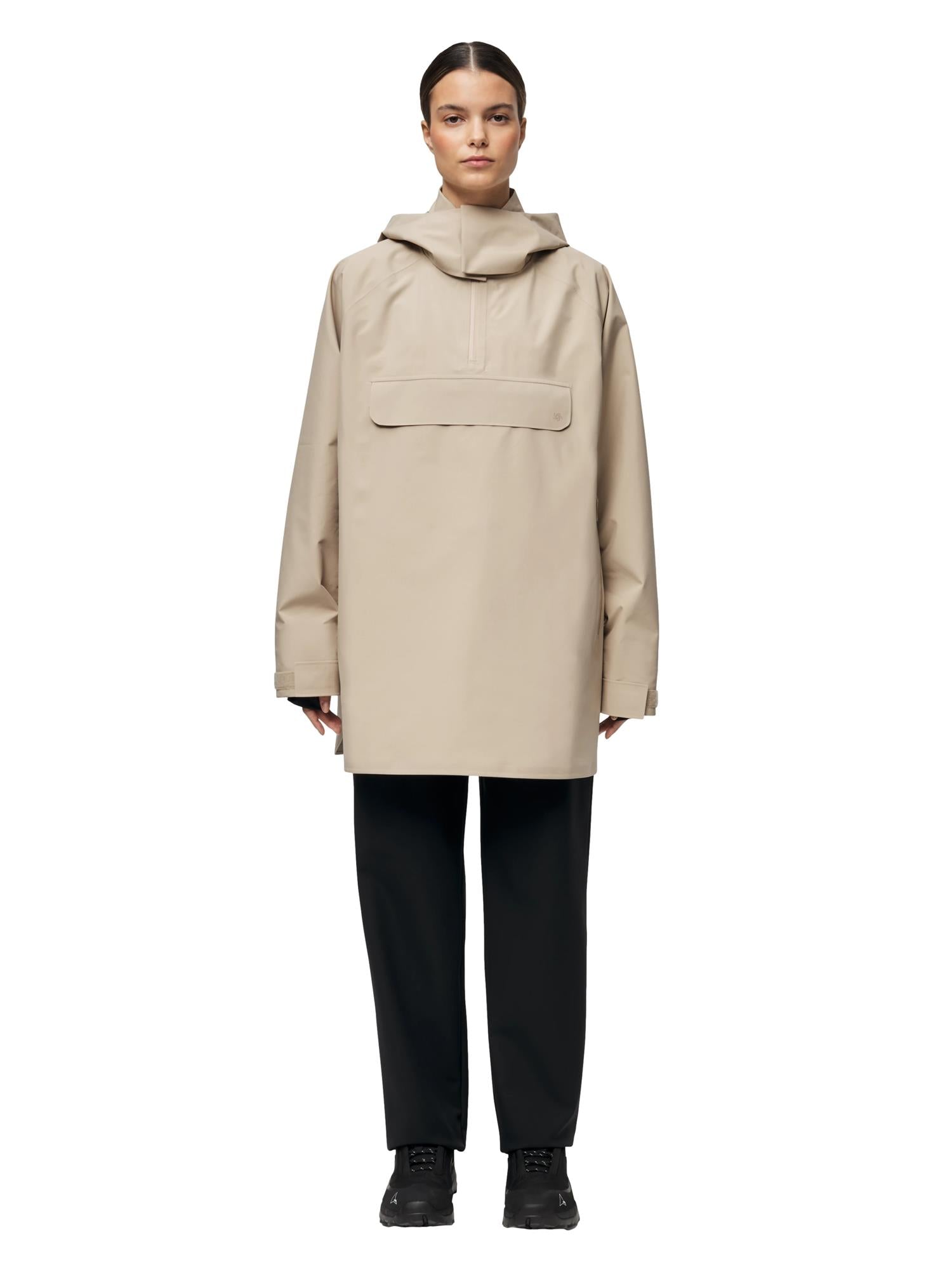 Blæst Voss Poncho Beige Jakke Beige - modostore.no