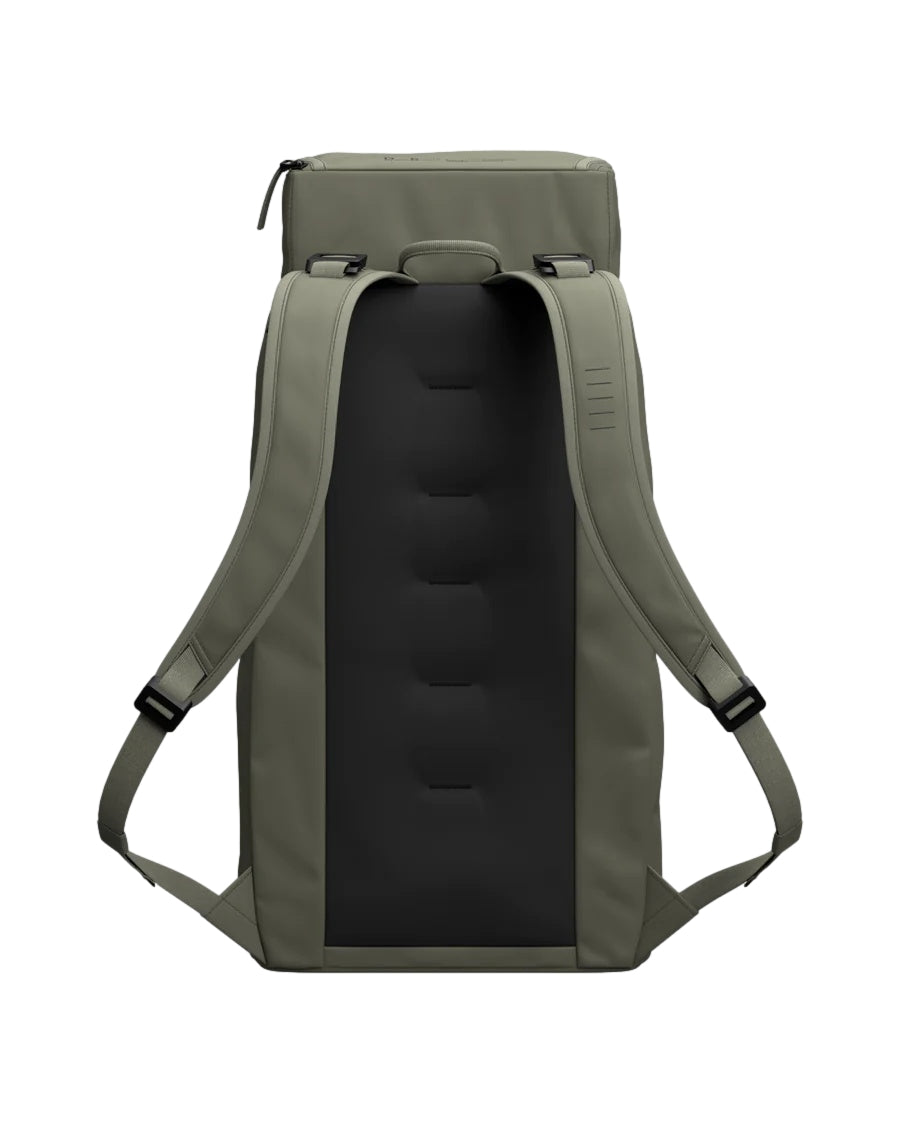 Db Hugger Backpack 30L Moss Green Sekk Grønn - modostore.no