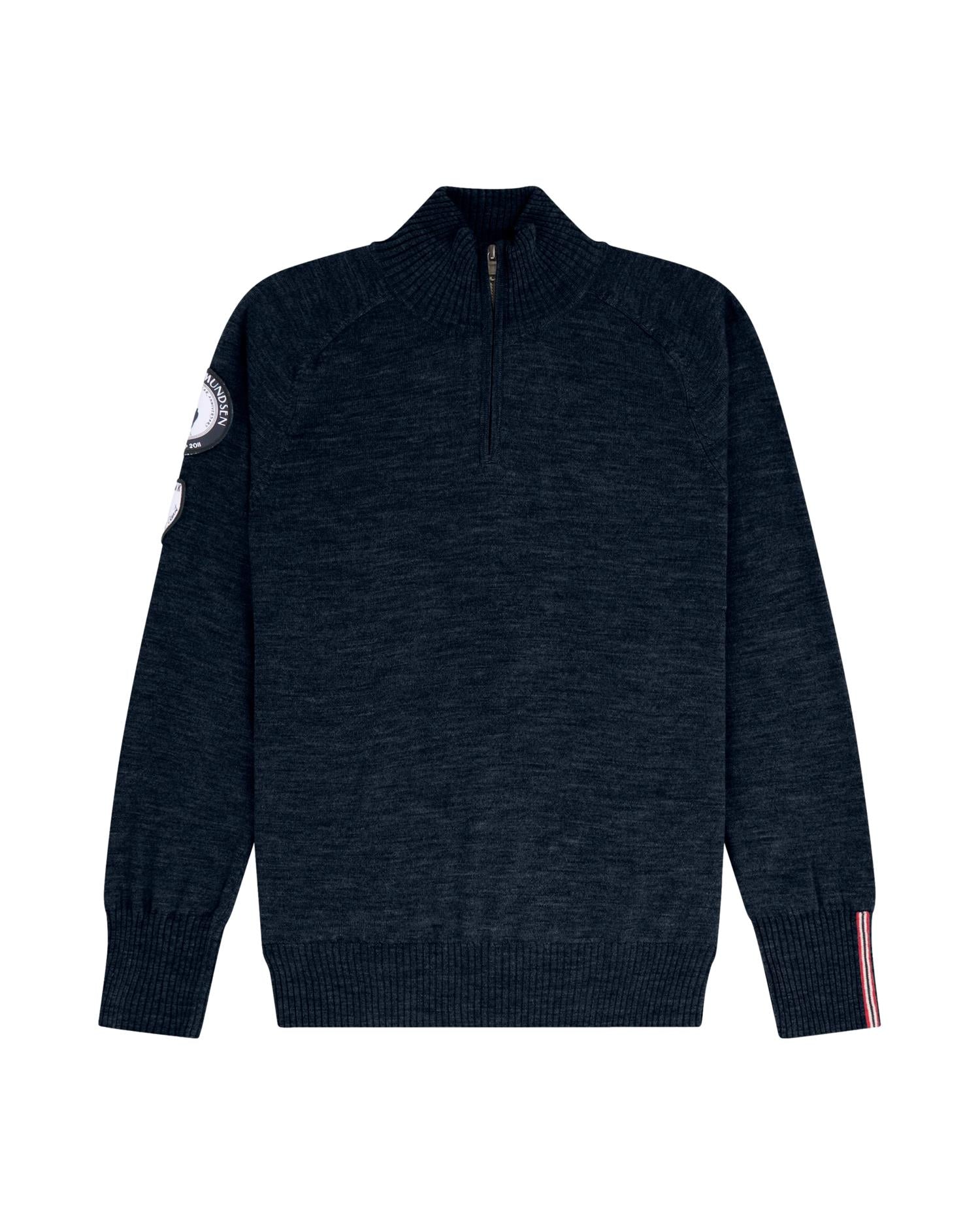 Mørkeblå Amundsen Peak half zip genser for kvinner, nærbilde av mykt stoff og glidelås.