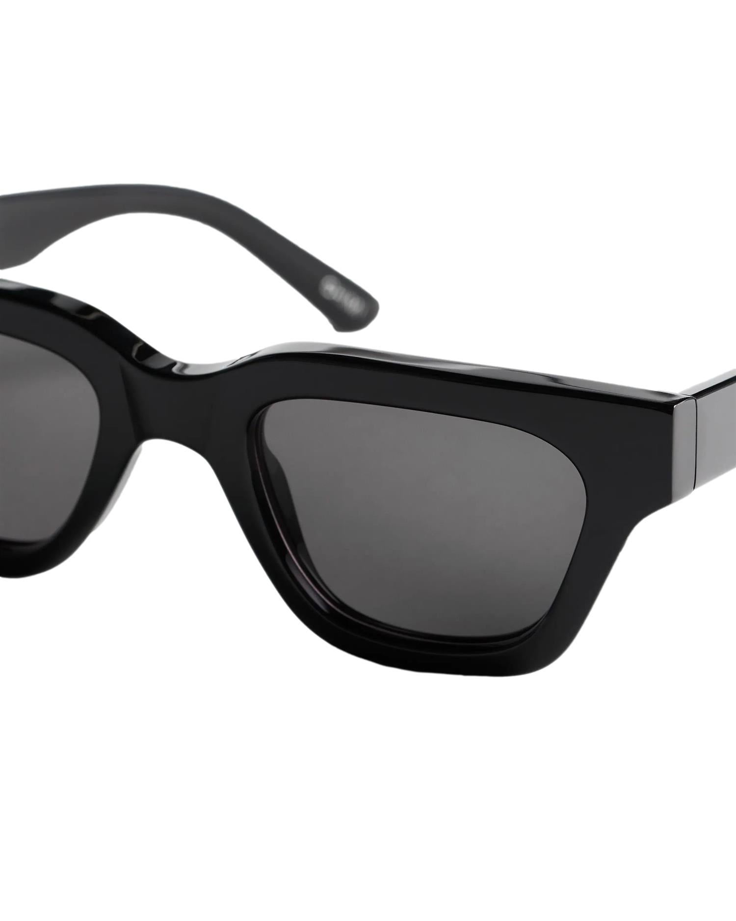 Chimi Eyewear 11 Black Solbriller Sort - modostore.no