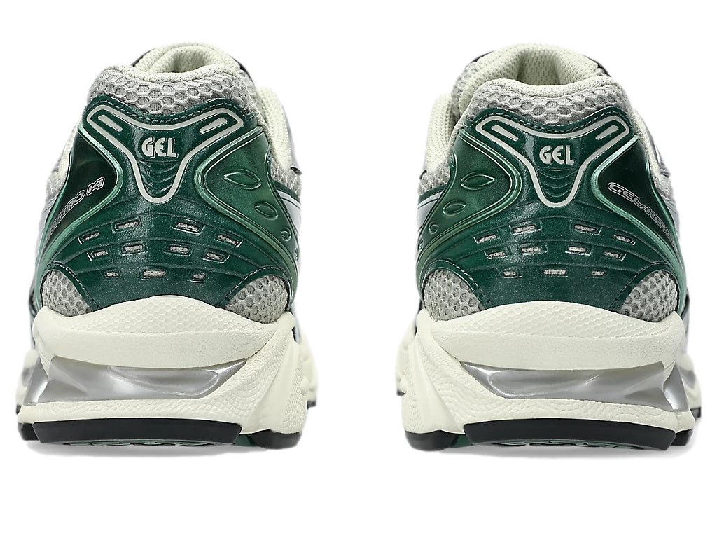 Asics GEL-KAYANO 14 løpesko i grønn og sølv med tørkede bladfarger, sportslig design, synlig logo og komfortabel passform