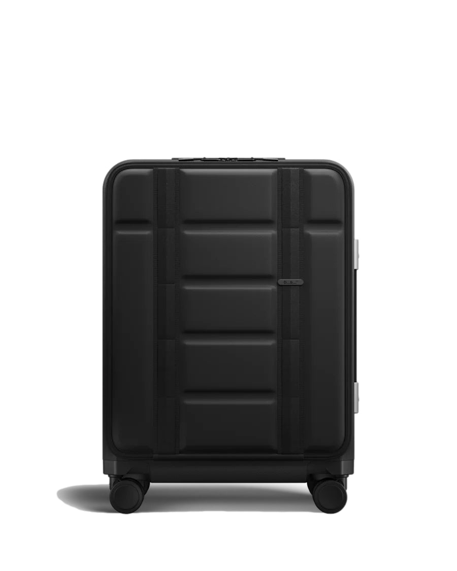 Db Ramverk Pro Front-Access Carry-On Silver Koffert Sort - modostore.no
