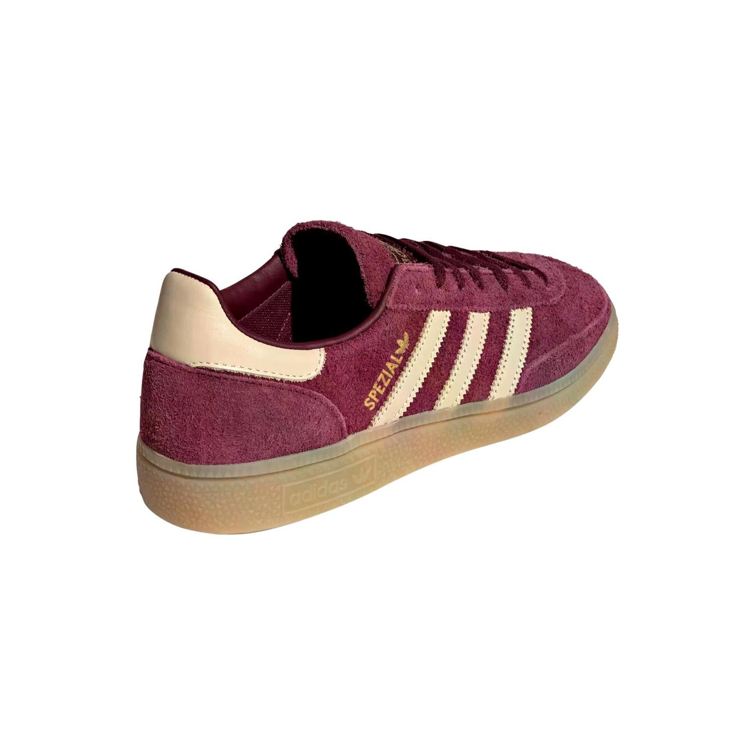Adidas Handball Spezial W KK0929 burgunderfargede sko med hvit detalj, komfortabelt design for håndball og fritid.