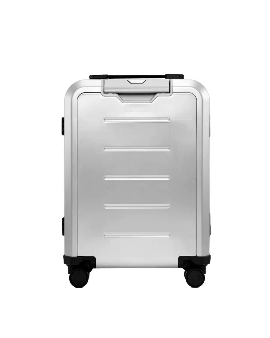 Db Ramverk Alu Carry-On koffert i sølv og sort med hjul og teleskothåndtak, lett og slitesterk reisekoffert