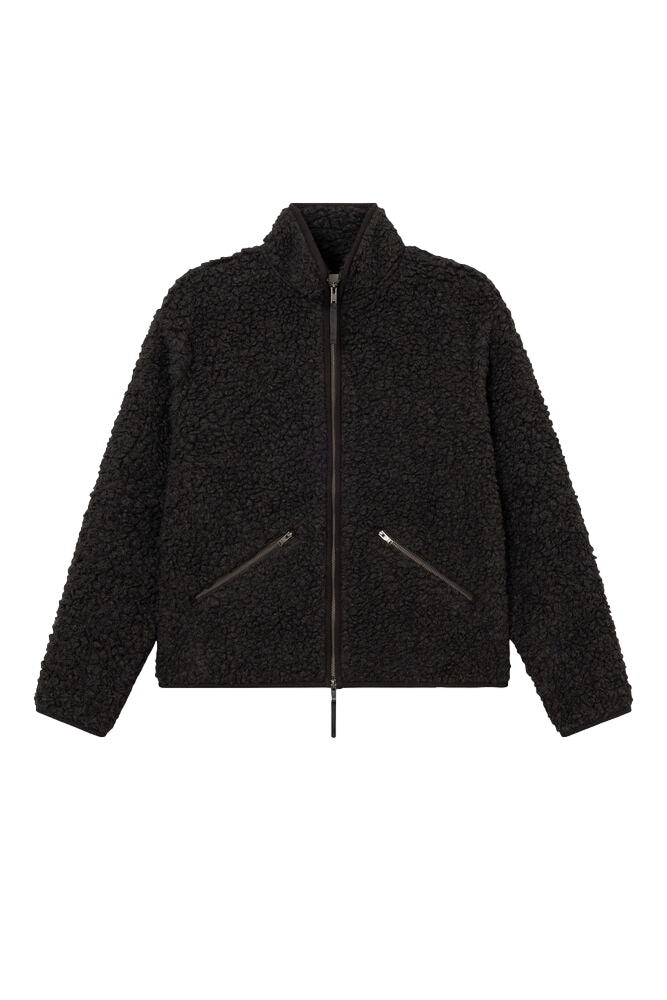Brun Wood Wood WW Eik X jakke, casual jakke i bomullsstoff med glidelås og lommer, vist på modell.