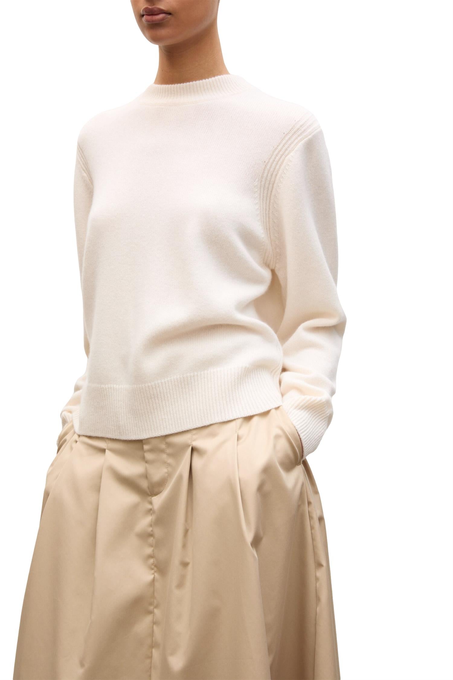 Julie Josephine Alma Sweater Genser Hvit - modostore.no