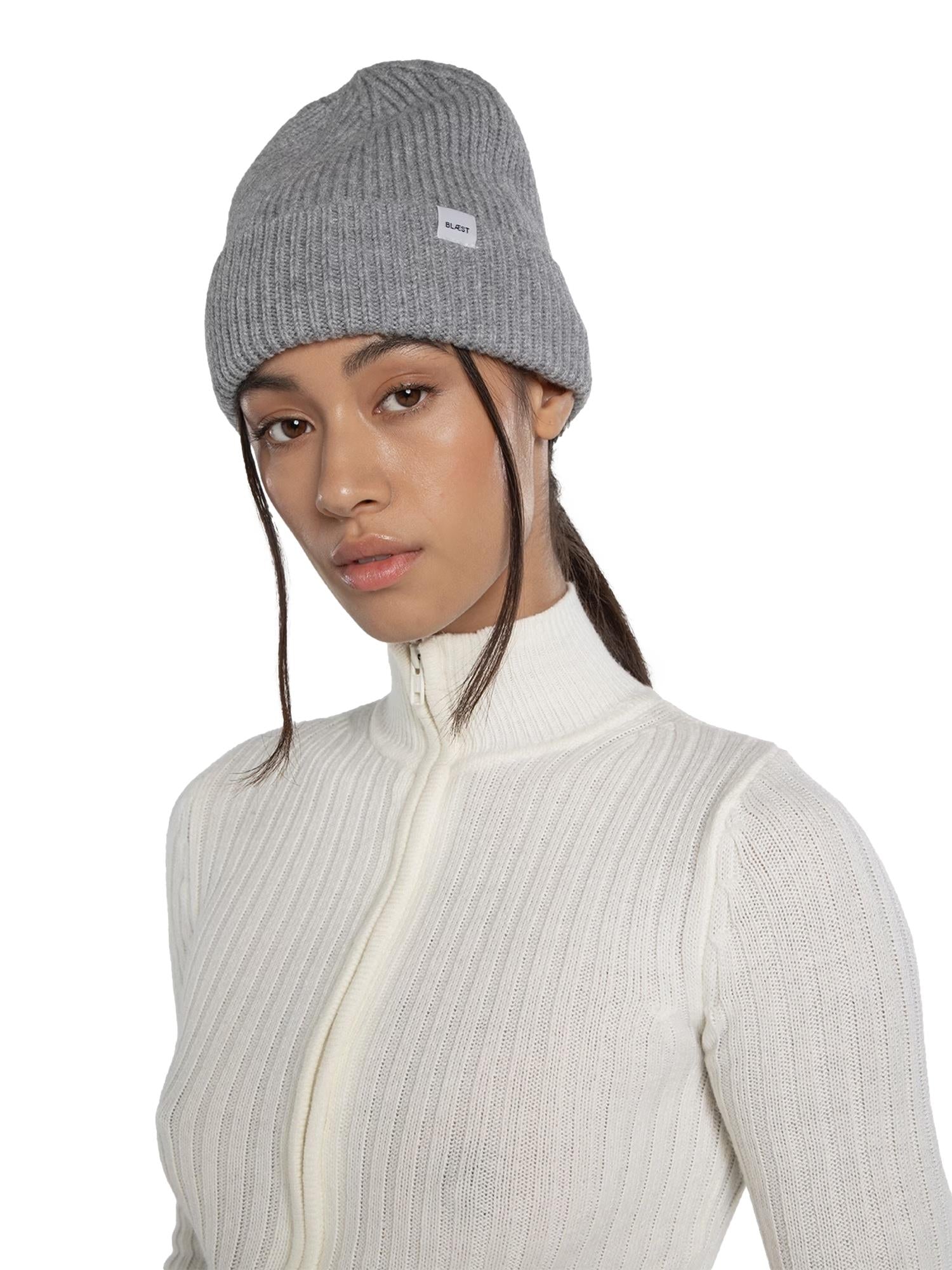 Blæst Beanie Grey Melange Lue Lysegrå - modostore.no