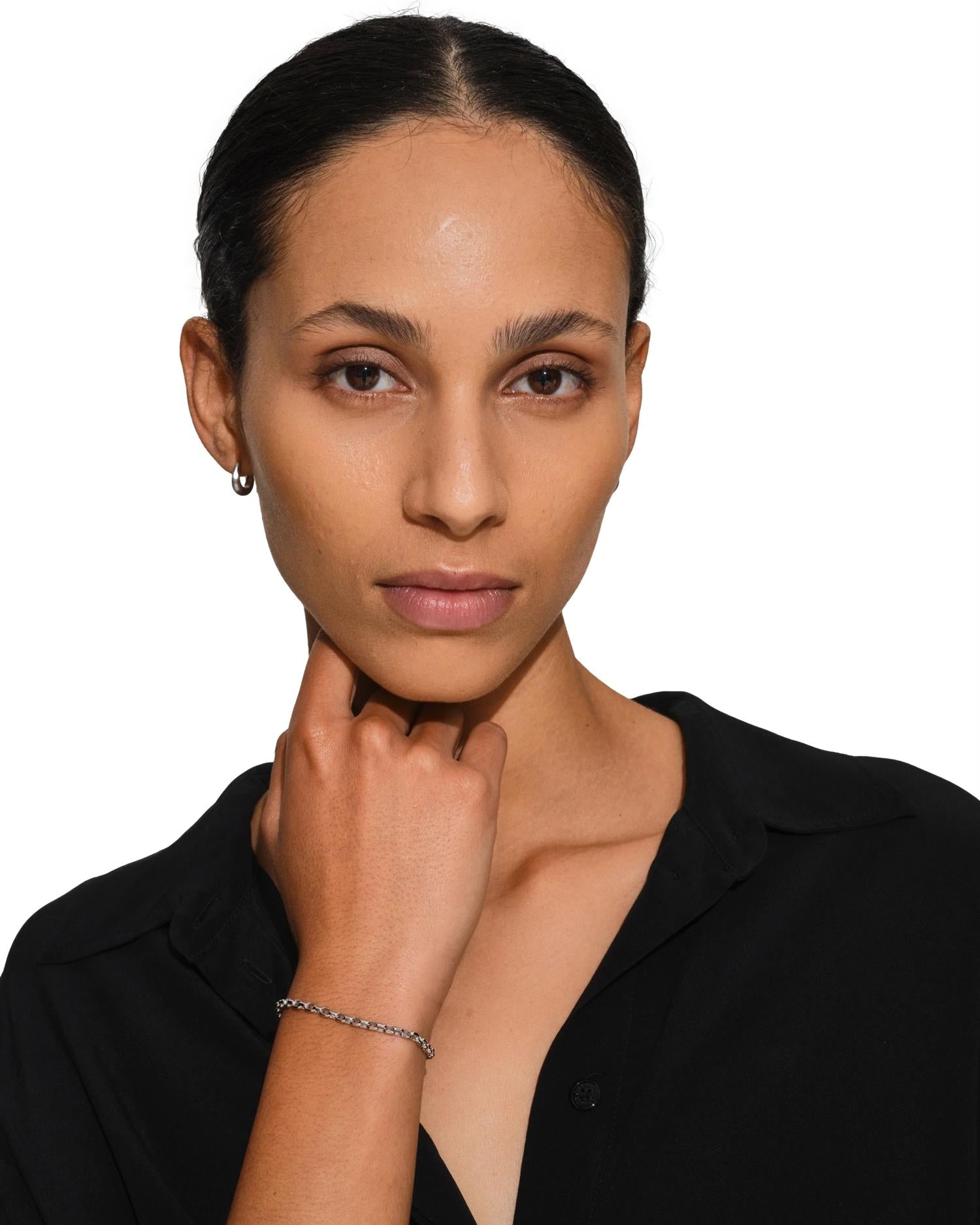 Tom Wood Liz Huggies Øredobber Sølv - modostore.no