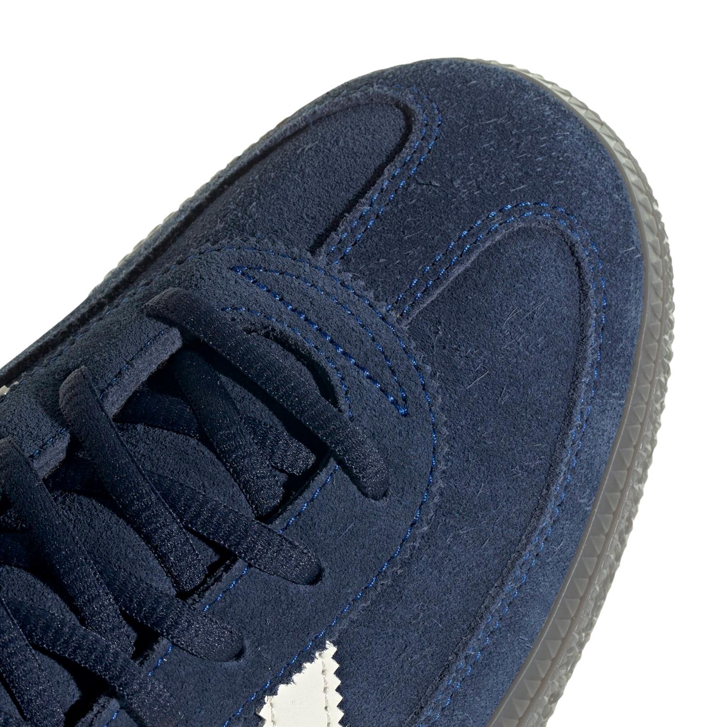 Adidas Handball Spezial IF7087 sko i mørkeblå med hvite detaljer, sporty design og komfortabel passform for håndballspillere