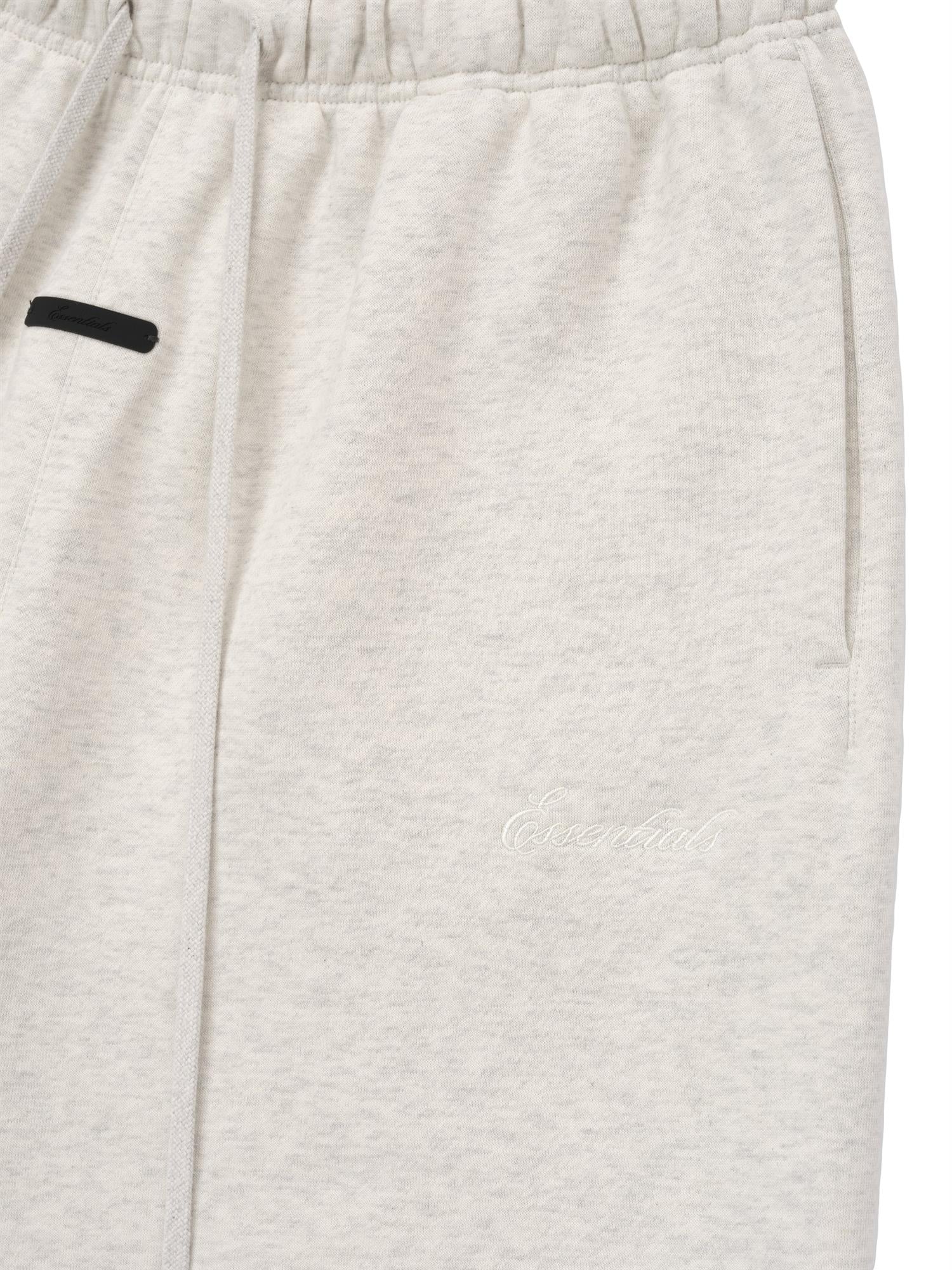 Fear of God Essentials Signature Classic Short Shorts Lys Grå Melert - modostore.no