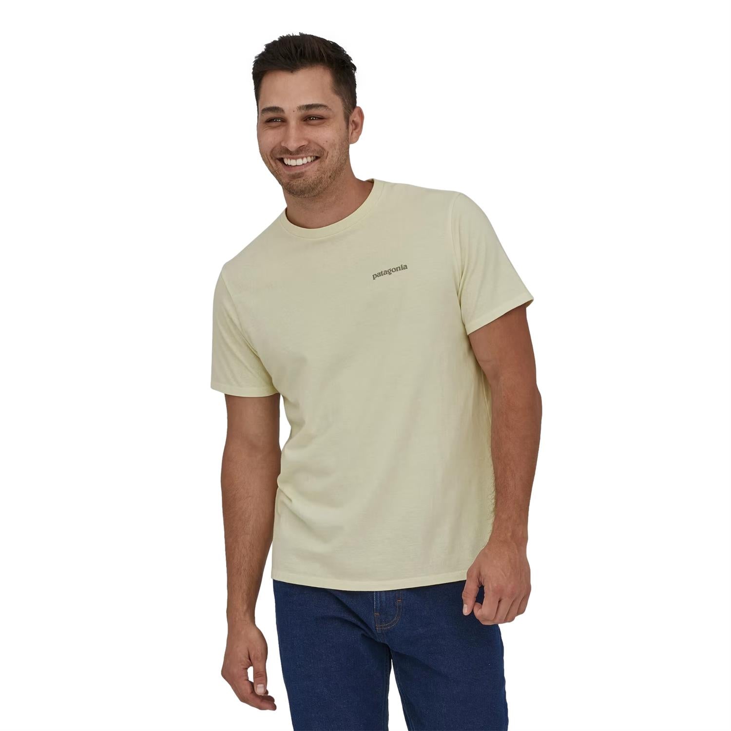 Patagonia Fitz Roy Icon Responsibili-Tee T-shirt Off-White - modostore.no