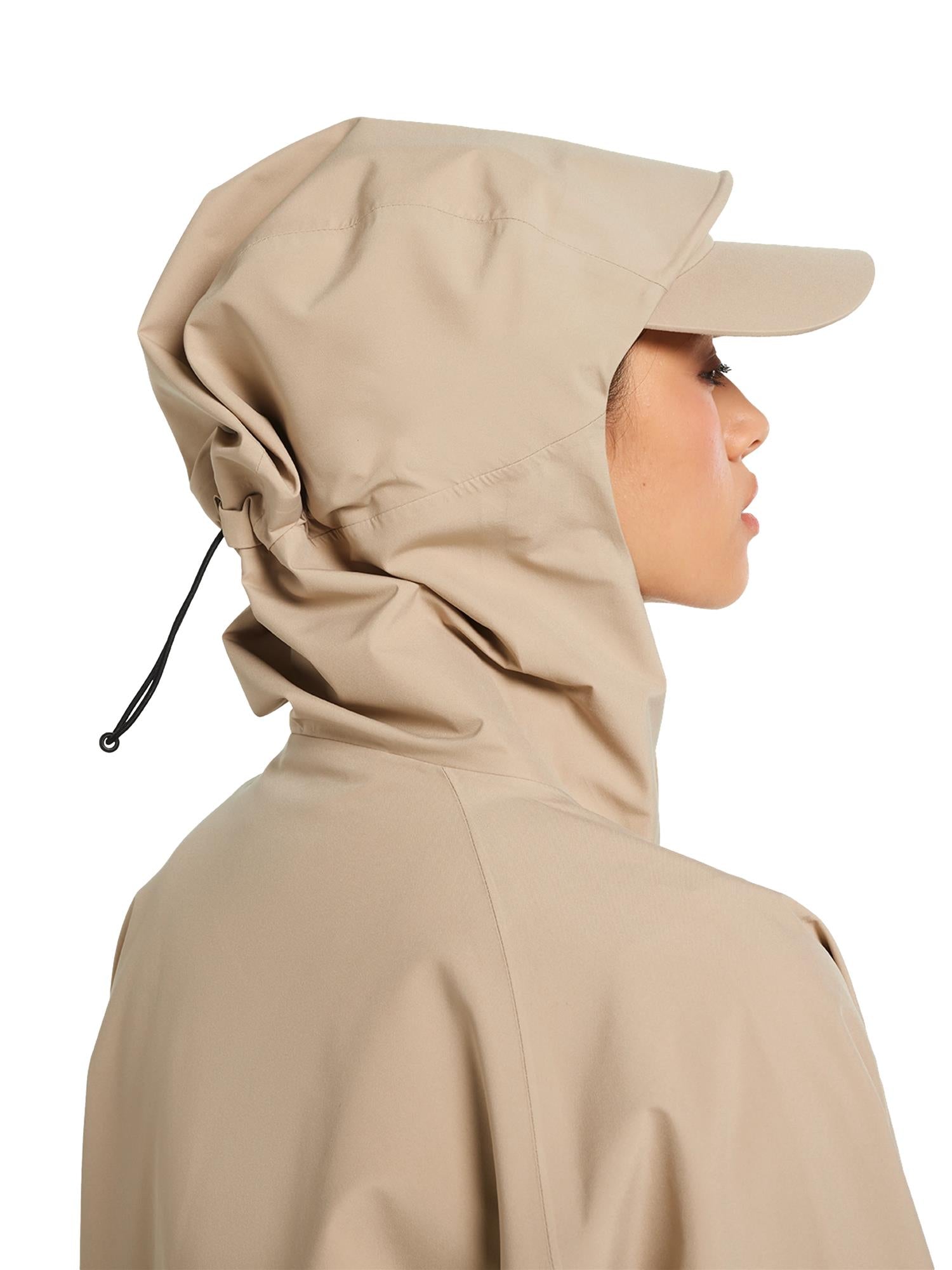 Blæst Voss Poncho Beige Jakke Beige - modostore.no