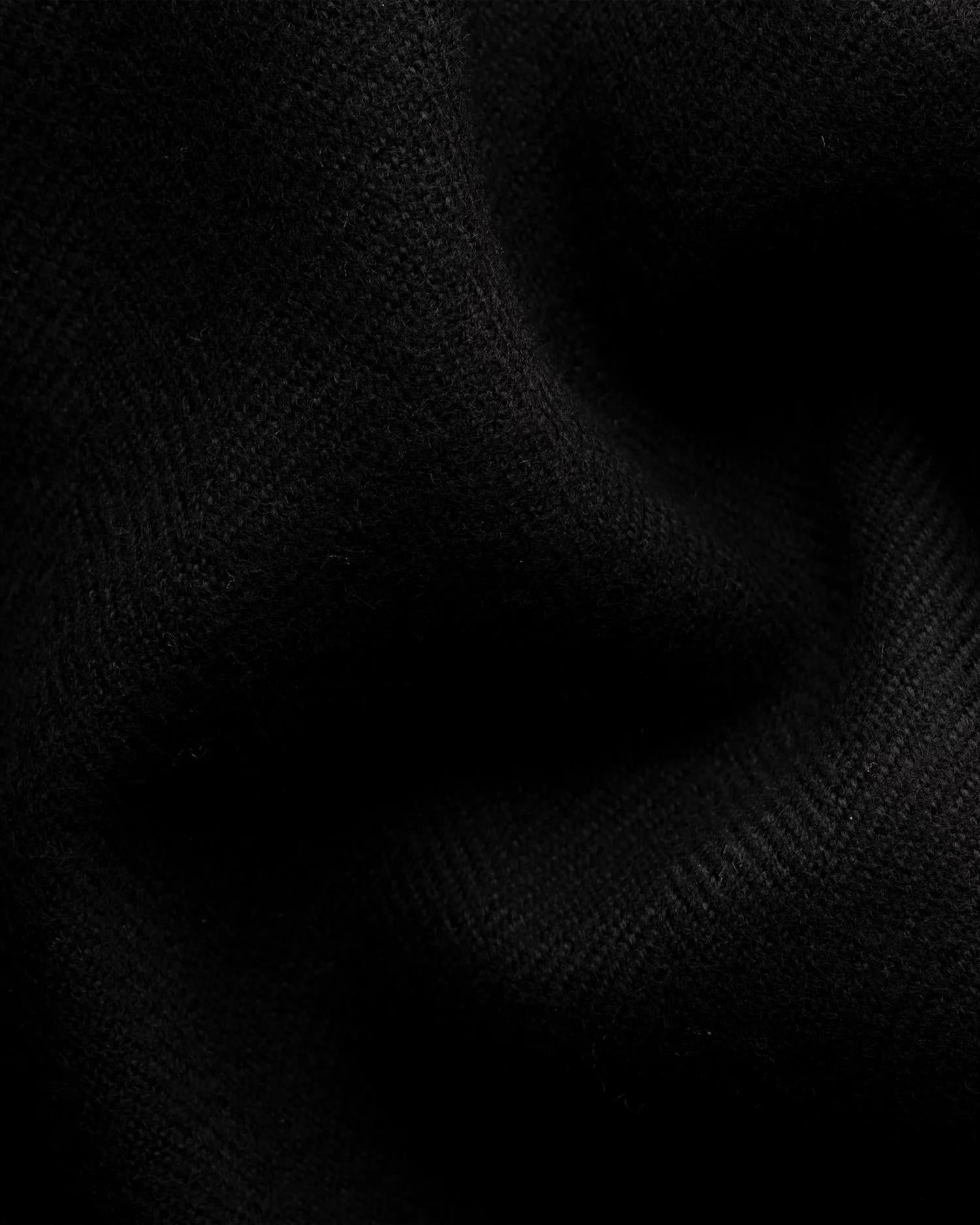 Eton Herringbone Merino Scarf Skjerf Sort - modostore.no