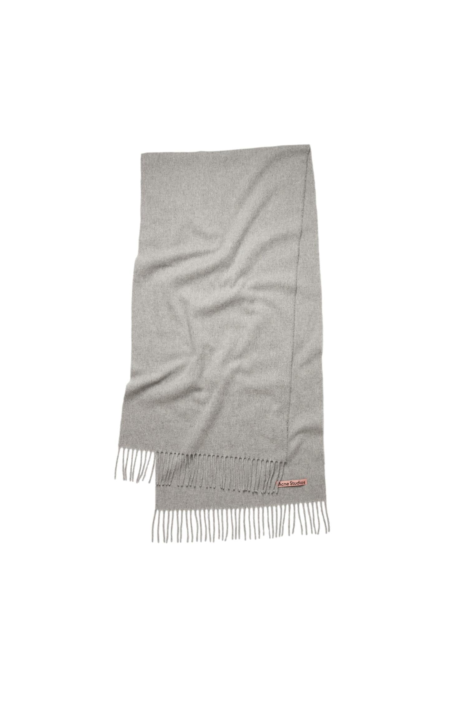 Acne Fringe Wool Scarf Skjerf Lys Grå Melert - modostore.no