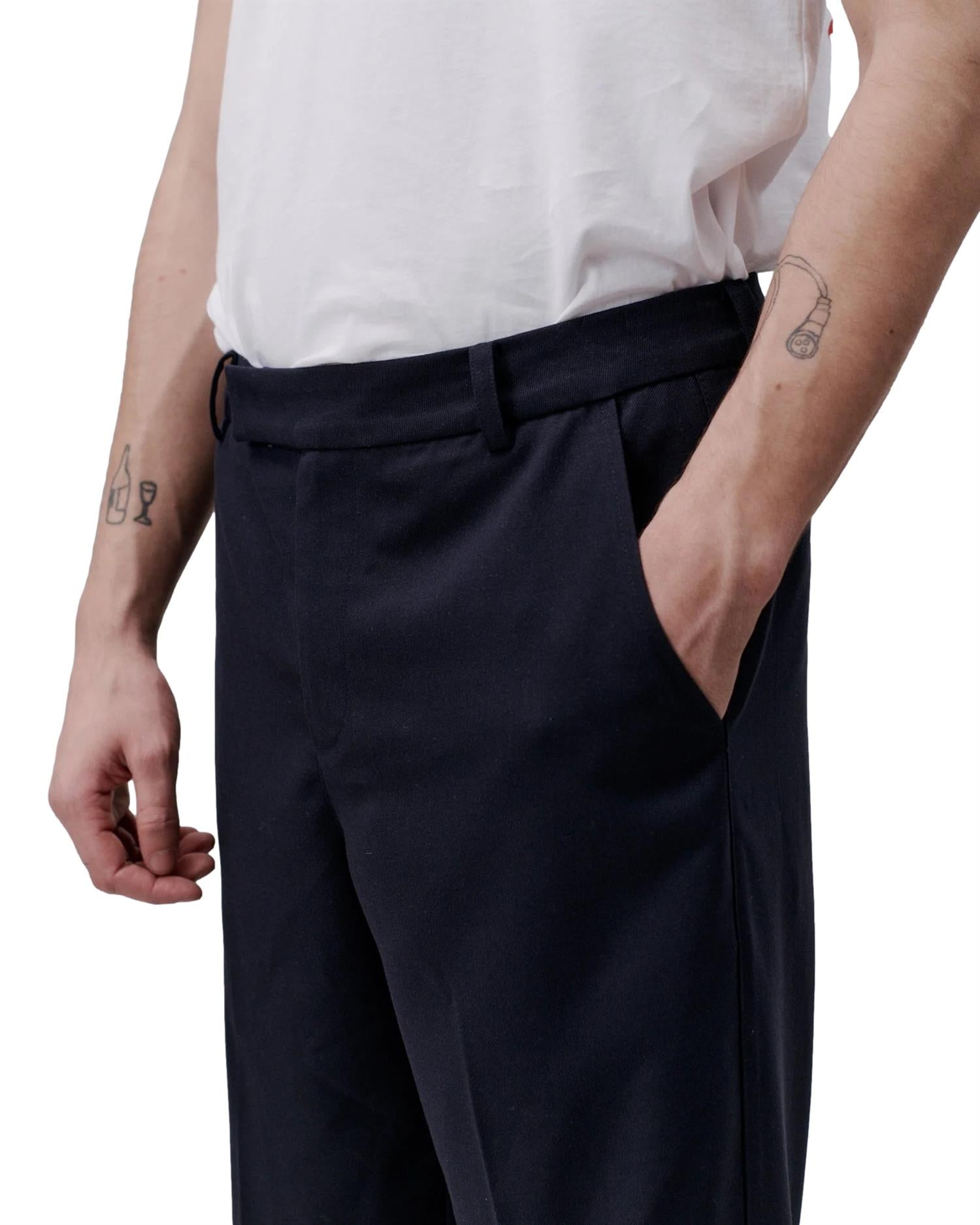 Libertine Libertine Decade Tailored Bukse Marine - modostore.no