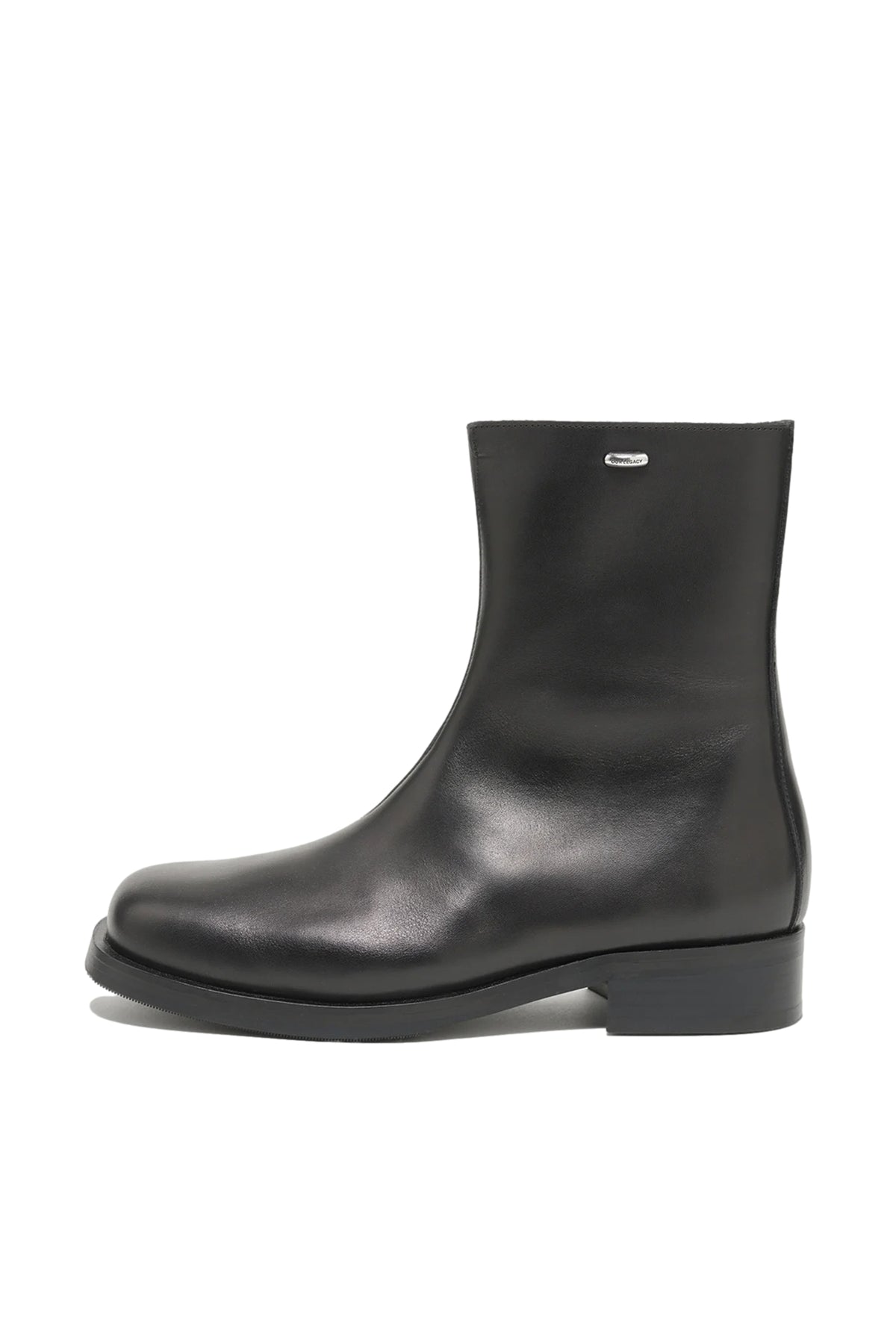 Sort Our Legacy Camion Boots, robuste og stilige skinnsko med detaljert design og komfortabel passform.