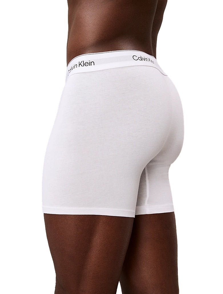 Hvite Calvin Klein Underwear Icon Boxer Briefs i 3-pack, komfortable og stilige boxershorts for menn.