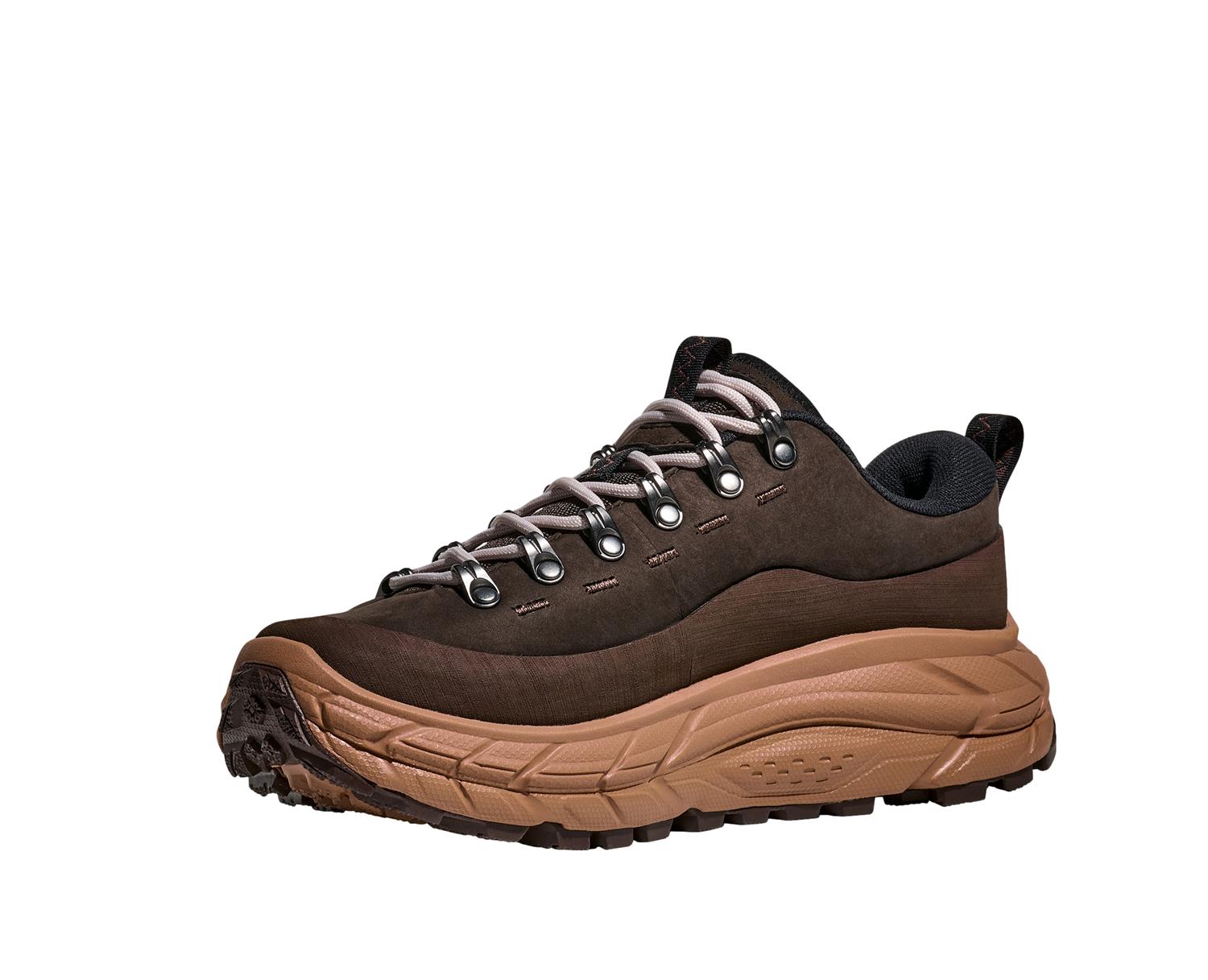 Brune HOKA U Tor Summit CNW sportssko med robuste design og komfortabel passform, vist fra siden.