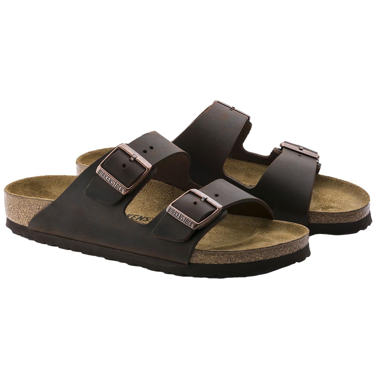 Birkenstock Arizona sko i oljet lær i mørkebrun, med justerbare stropper og komfortabel fotform.