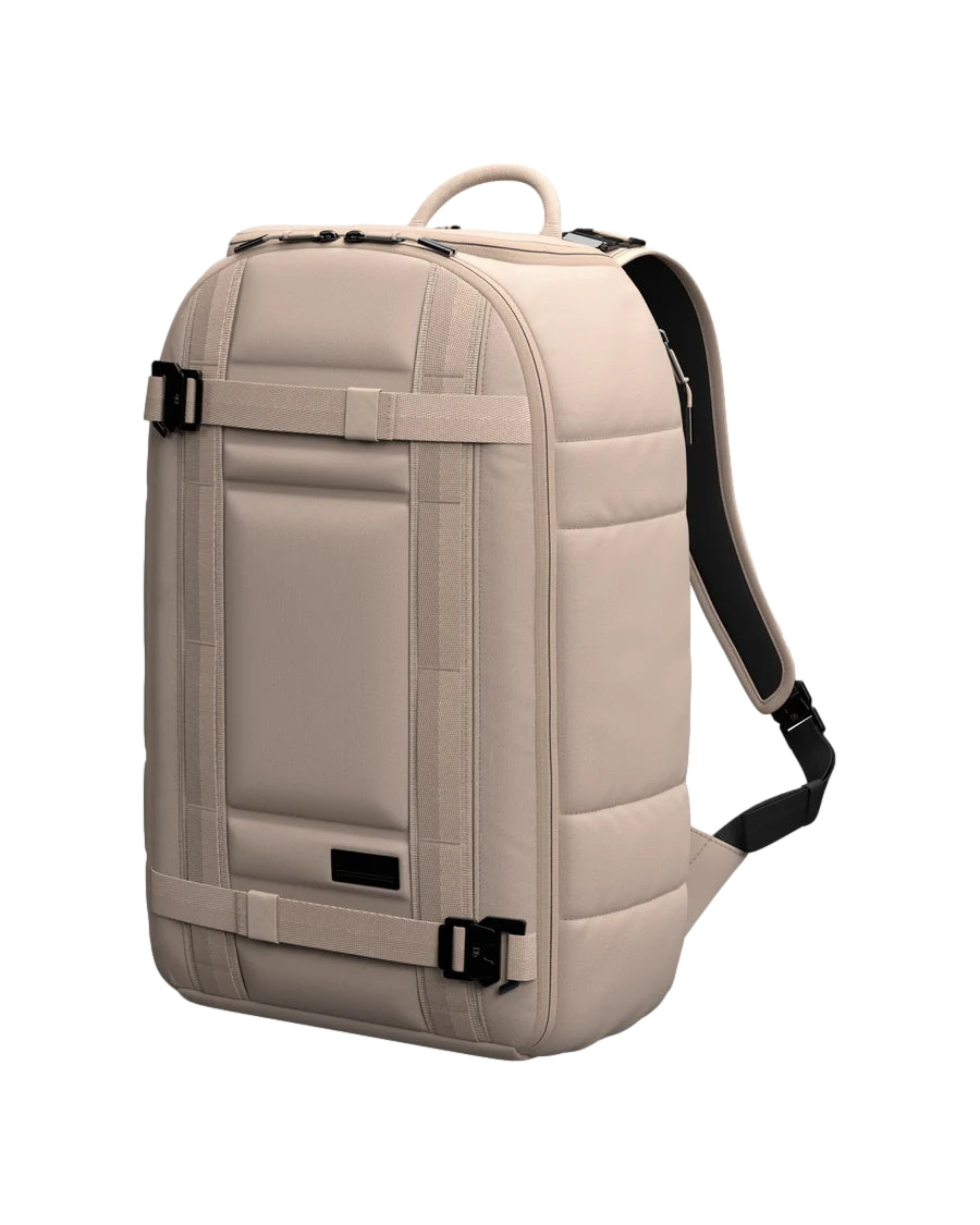 Db The Ramverk 26L Backpack Sekk Beige - modostore.no