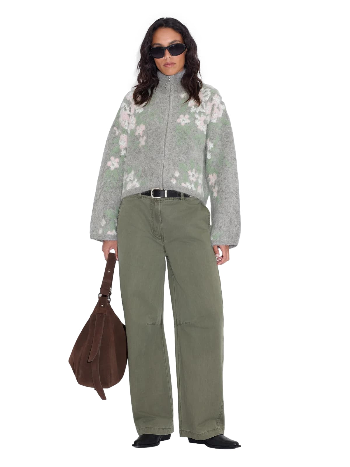 Holzweiler Tine floral cardigan i grå med mønster, langermet og myk, vist på modell.