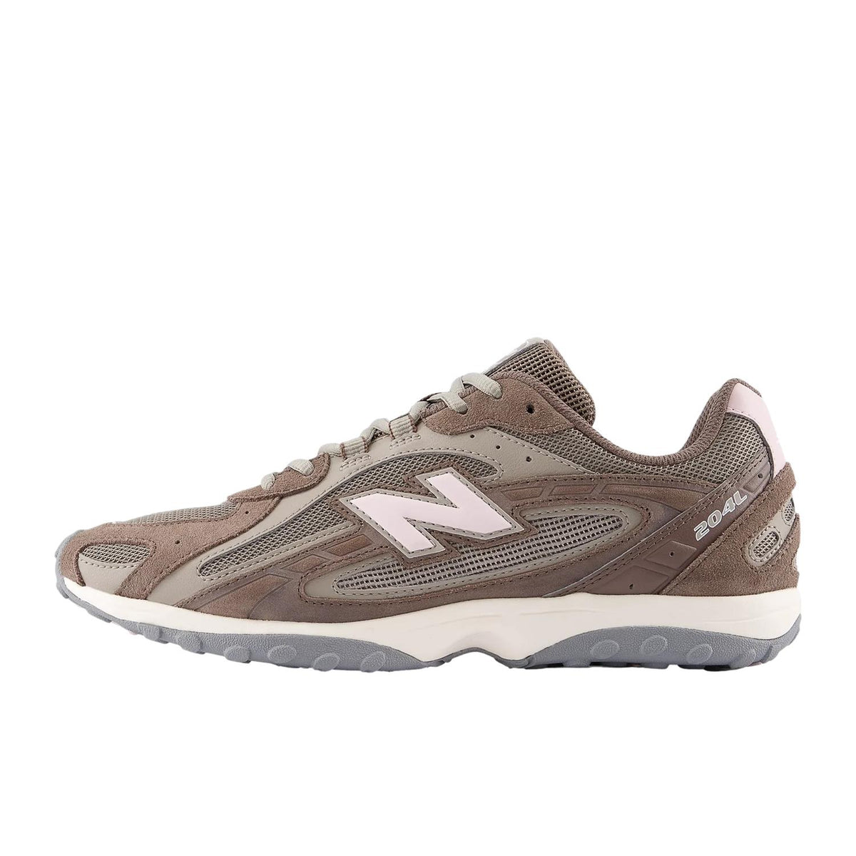 New Balance 204L Cortado sko i brun og rosa, casual sneakers med komfortabel design og lakkert overflate.