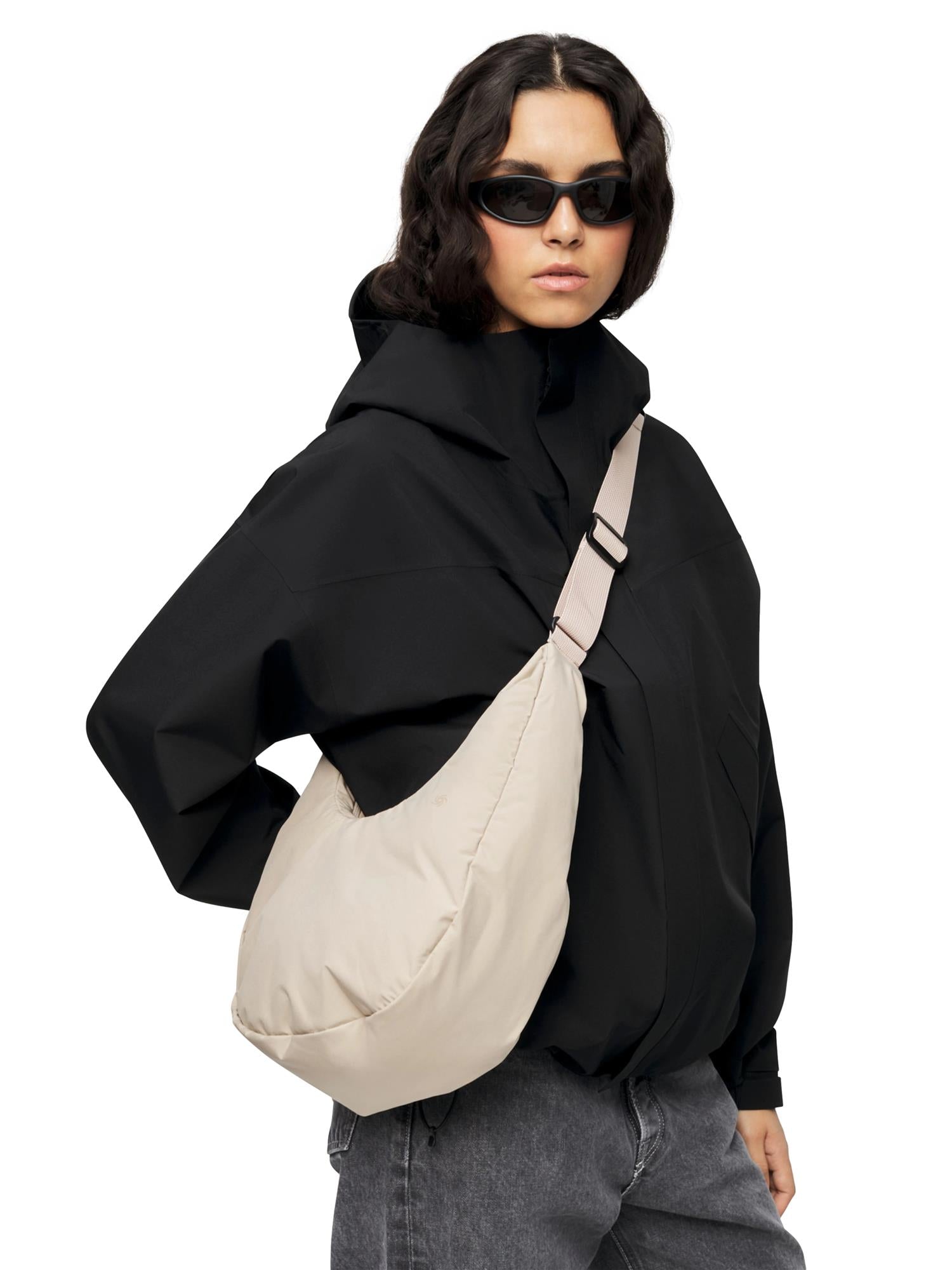 Blæst Malakoff Sling Bag Veske Beige - modostore.no